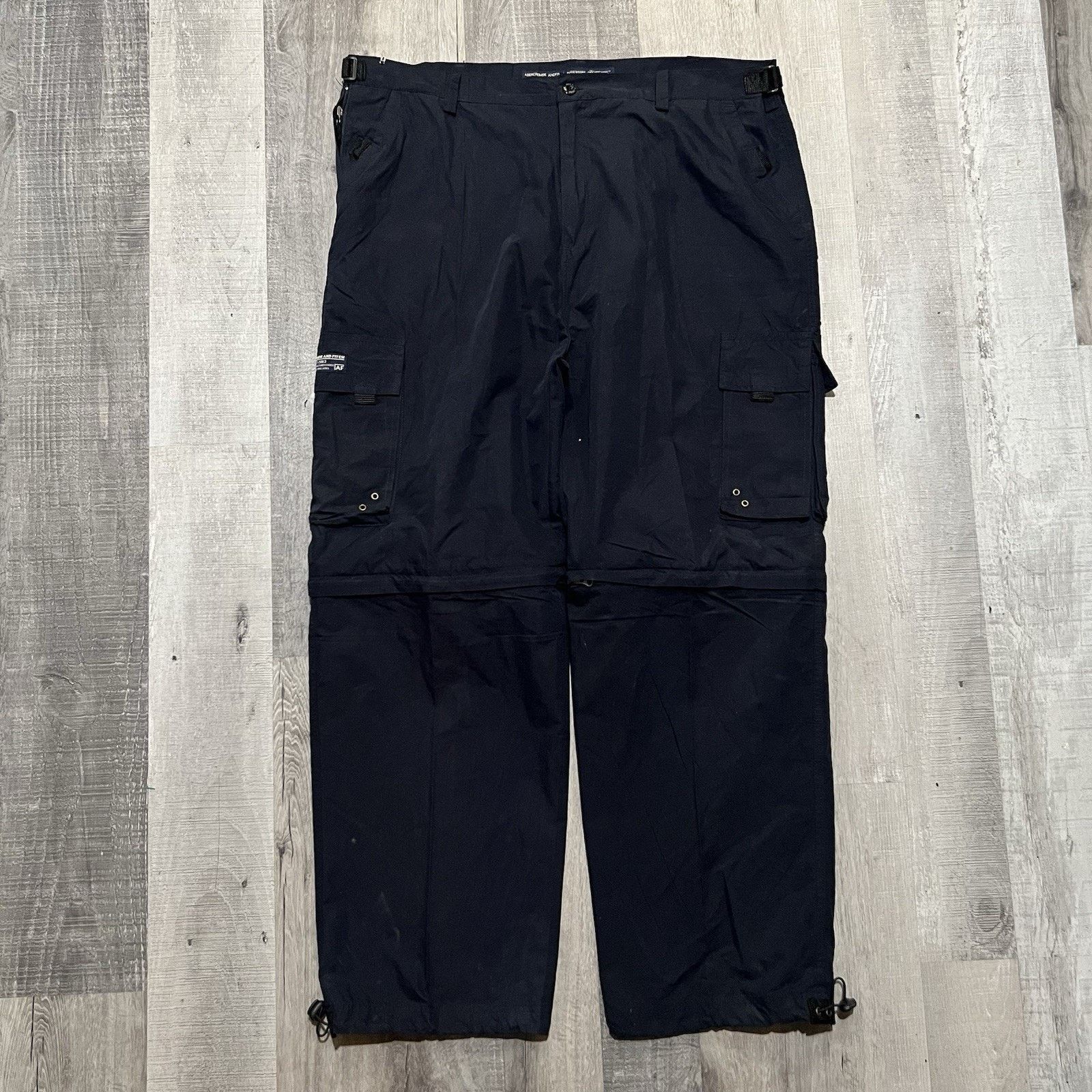VTG Y2K Abercrombie and Fitch Baggy Cargo Paratrooper Pants