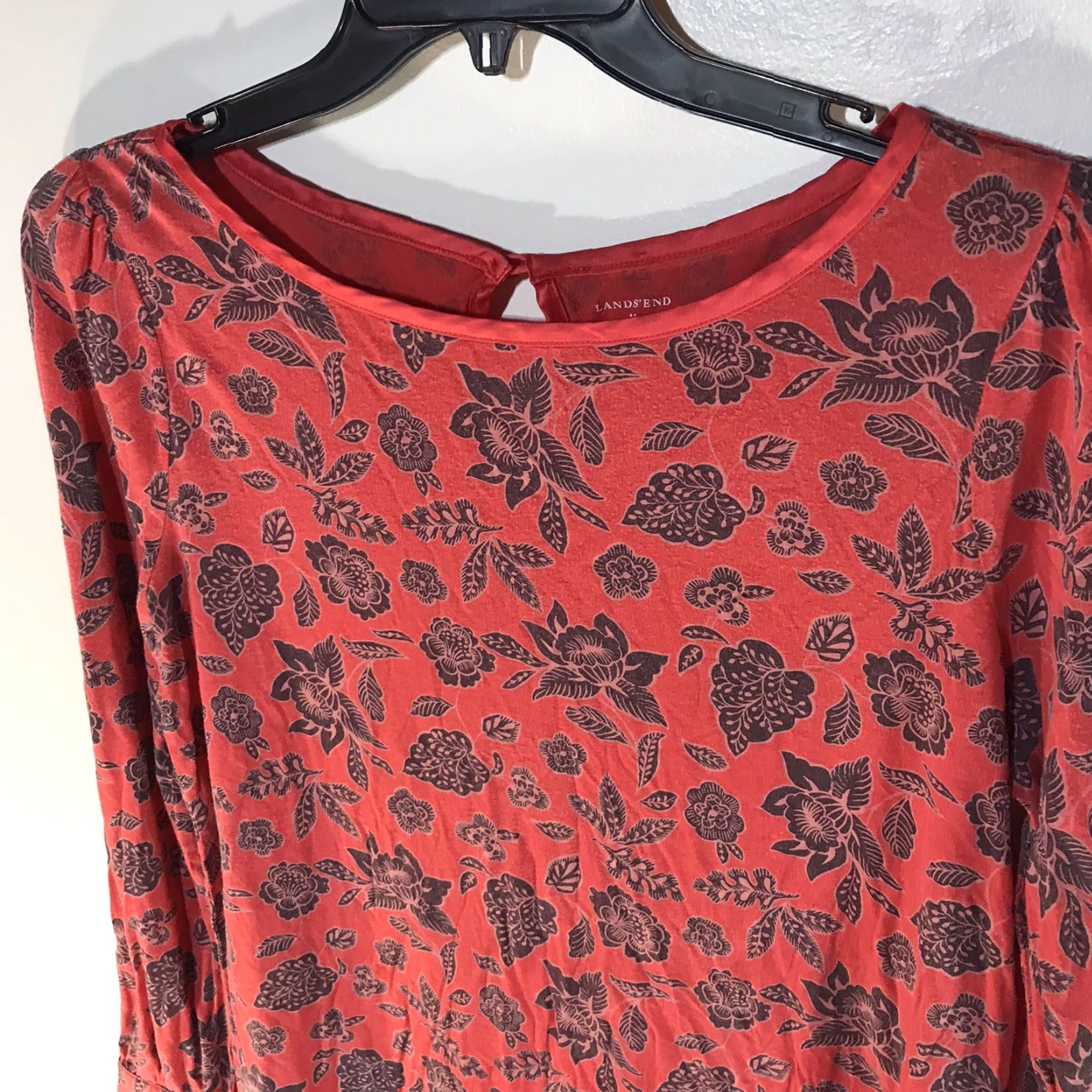 Lands' End VINTAGE Lands' End Women's Floral Lyocell Wool Shirt Size M Red Casual Blouse Size M / US 6-8 / IT 42-44 - 2 Thumbnail