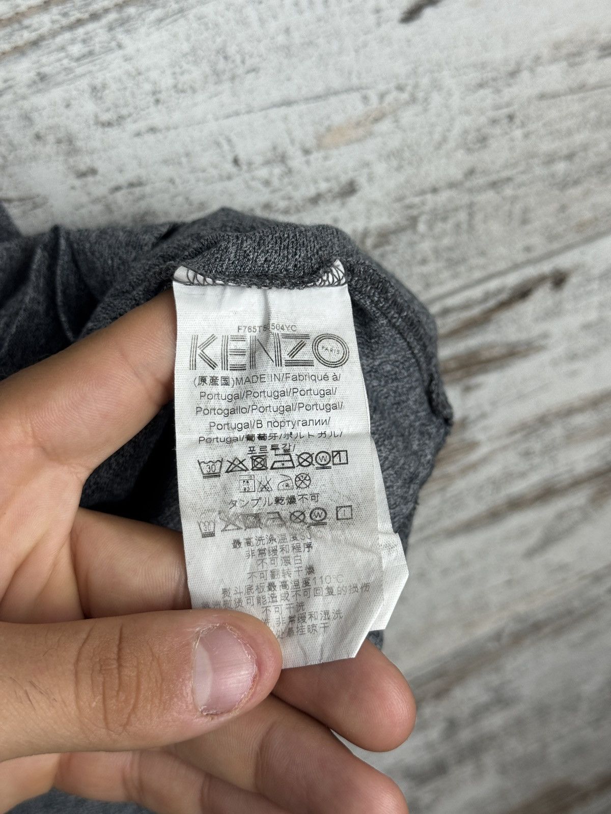 Kenzo Mens Vintage Kenzo Paris T-shirt big logo tiger tee luxury Size US L / EU 52-54 / 3 - 9 Thumbnail