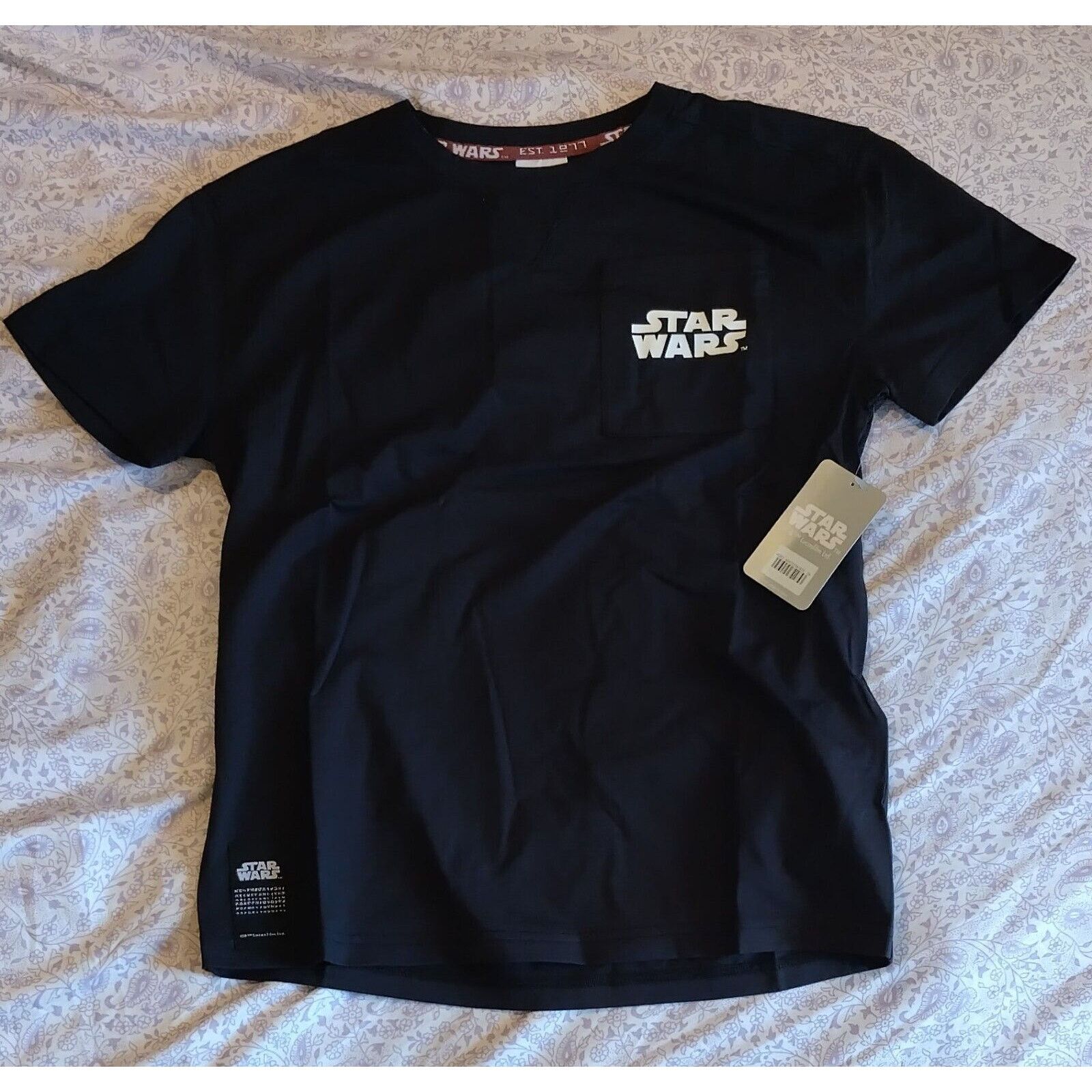 Disney NWT !! Disney Star Wars Black Pocket T-shirt Kids Size 11/12 Size US XXS / EU 40 - 1 Thumbnail
