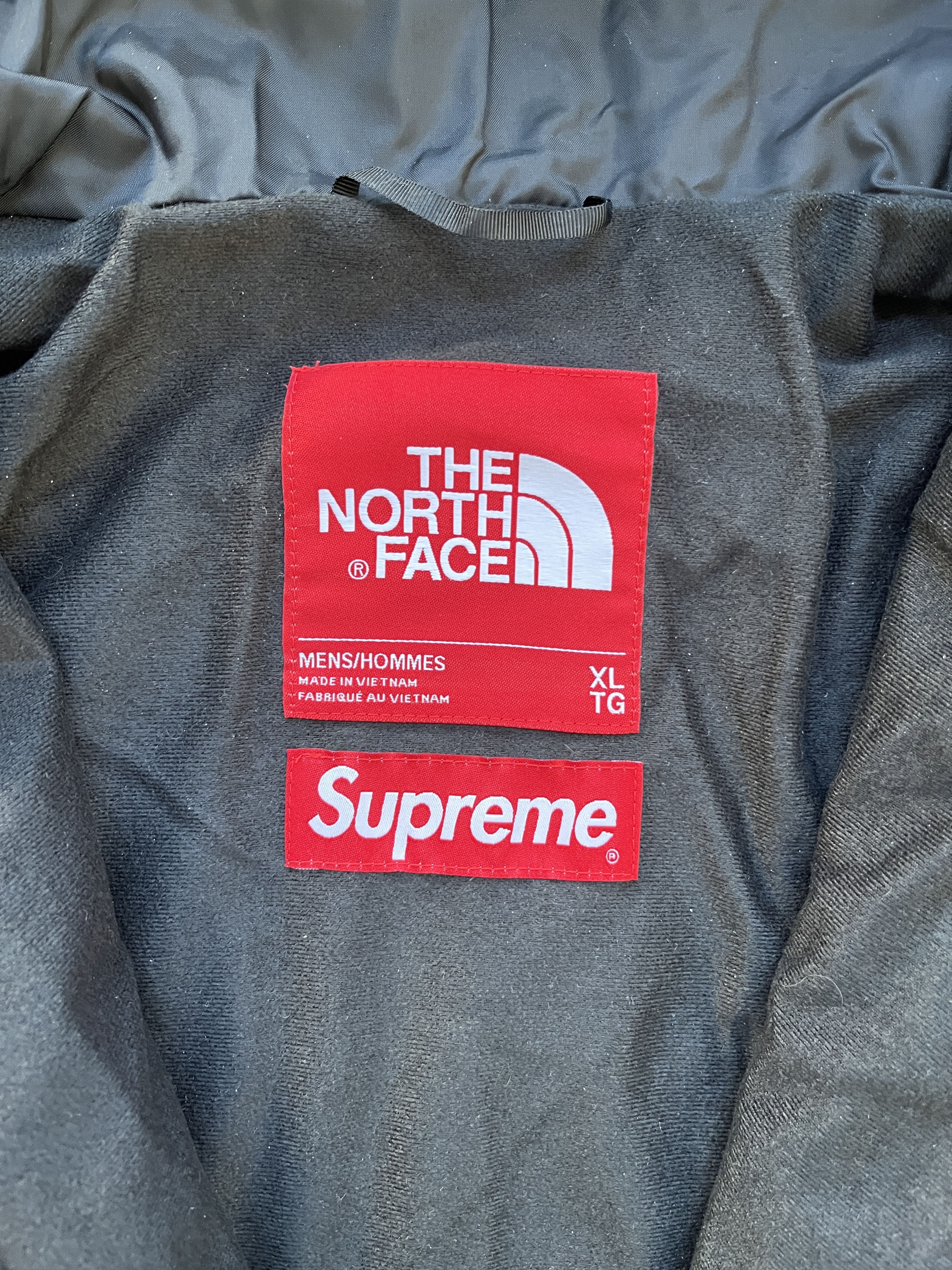 Supreme × The North Face Supreme x TNF Studded Mountain Light Jacket SS21 Size US XL / EU 56 / 4 - 3 Thumbnail