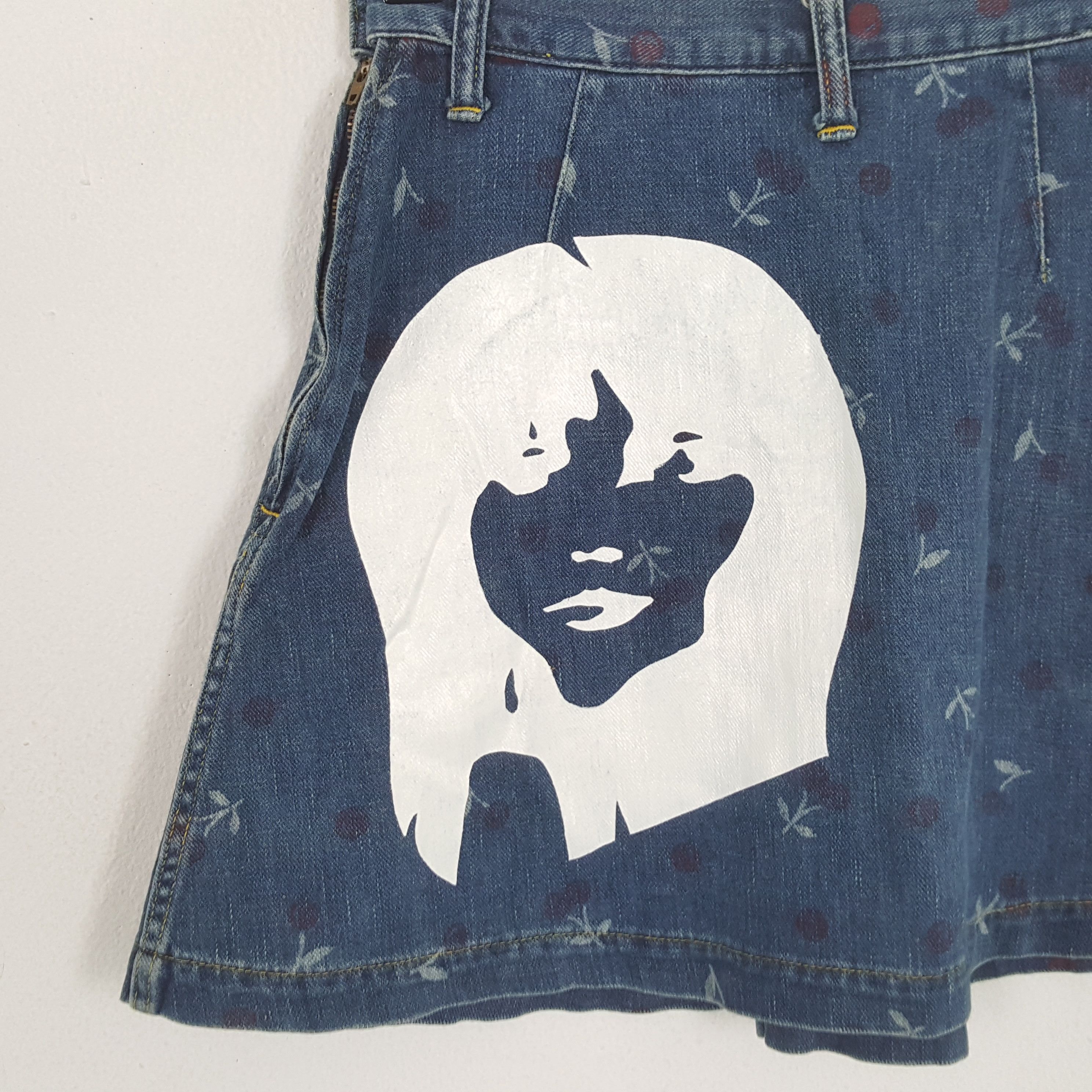 Hysteric Glamour × Japanese Brand × Vintage HYSTERIC GLAMOUR Japanese Brand Custom Art Skirt Size 24" / US 00 / IT 34 - 2 Thumbnail