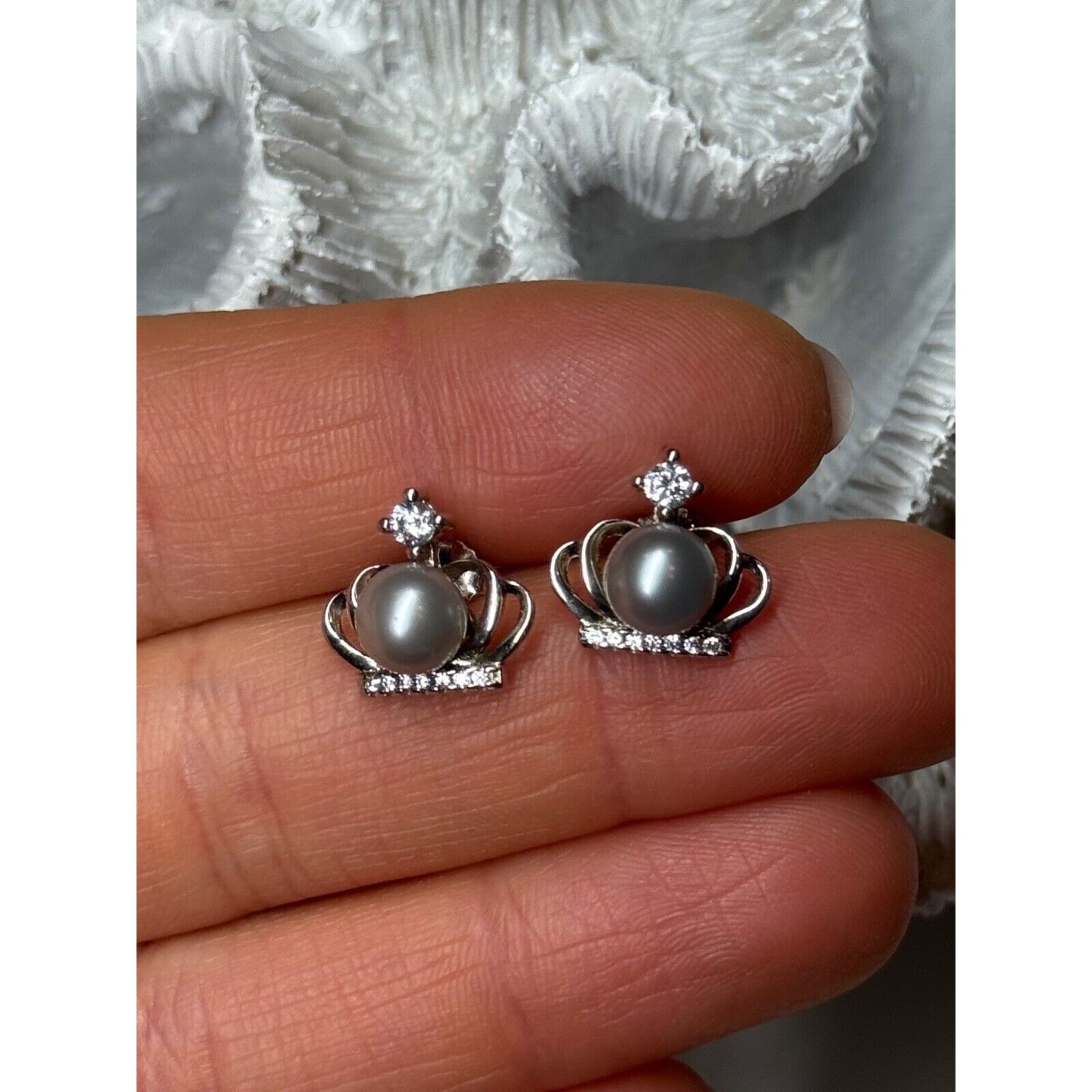 Jewelry 925 STERLING SILVER PEARL CROWN EARRINGS LENGTH 0.5 INCH Size ONE SIZE - 9 Thumbnail