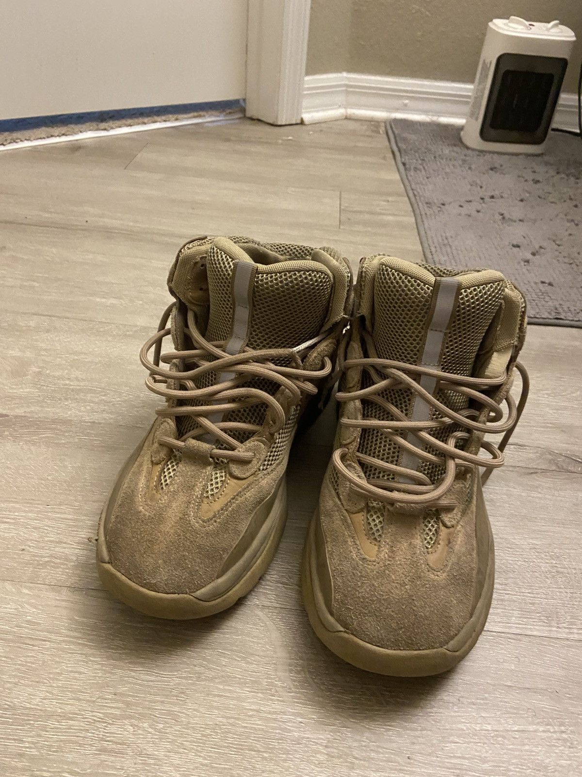 Yeezy Yeezy dsrt boots Size US 12 / EU 45 - 2 Thumbnail