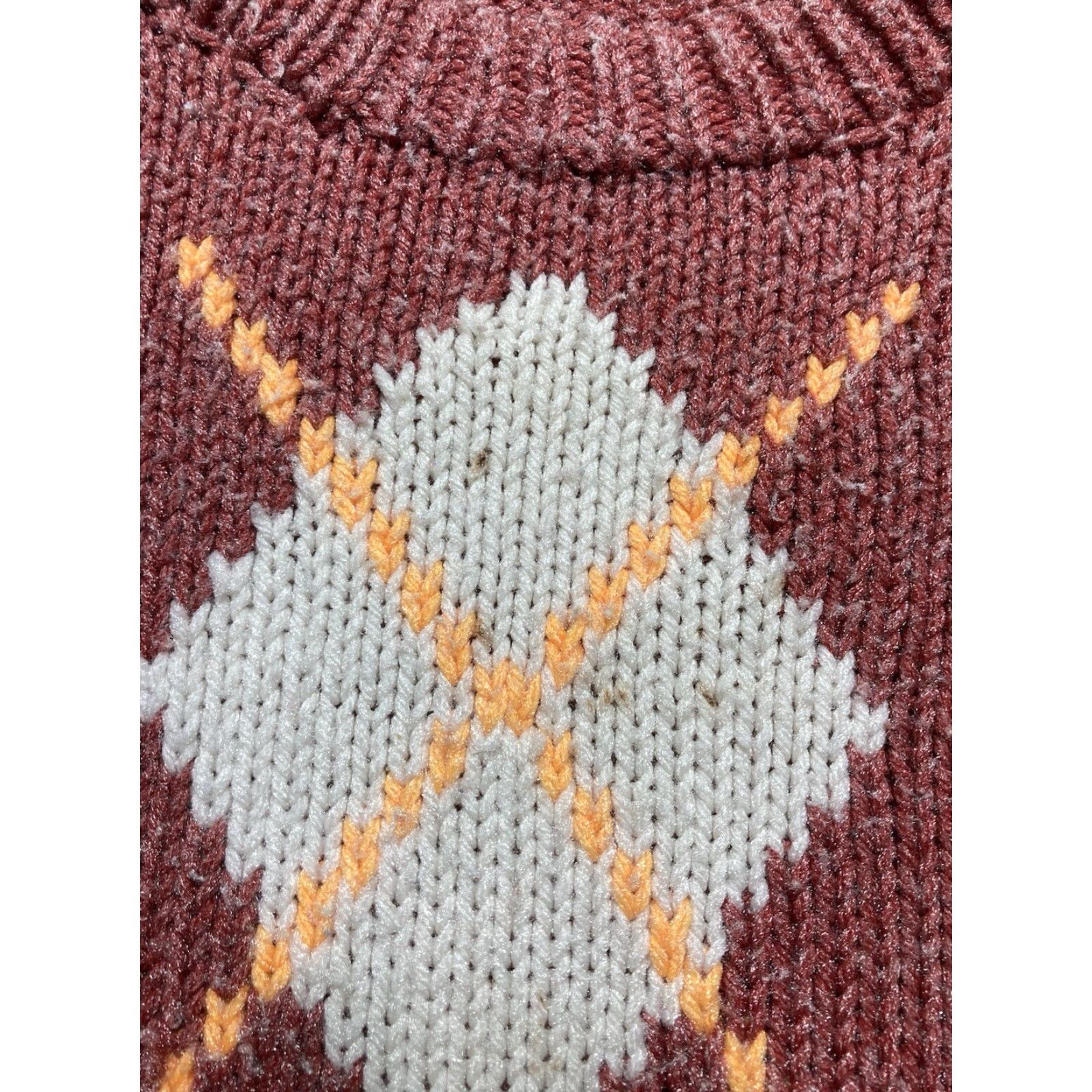 Vintage VINTAGE Hand Knitted Sweater Wool Acrylic Blend Argyle/Diamond Medium Men Knit Pullover Red M Size US M / EU 48-50 / 2 - 6 Thumbnail