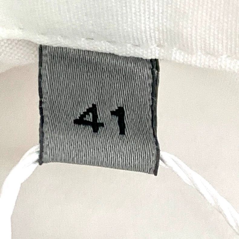 Dior Dior Size 41 White bee embroidered cotton lapel long-sleev Size US XXS / EU 40 - 6 Thumbnail
