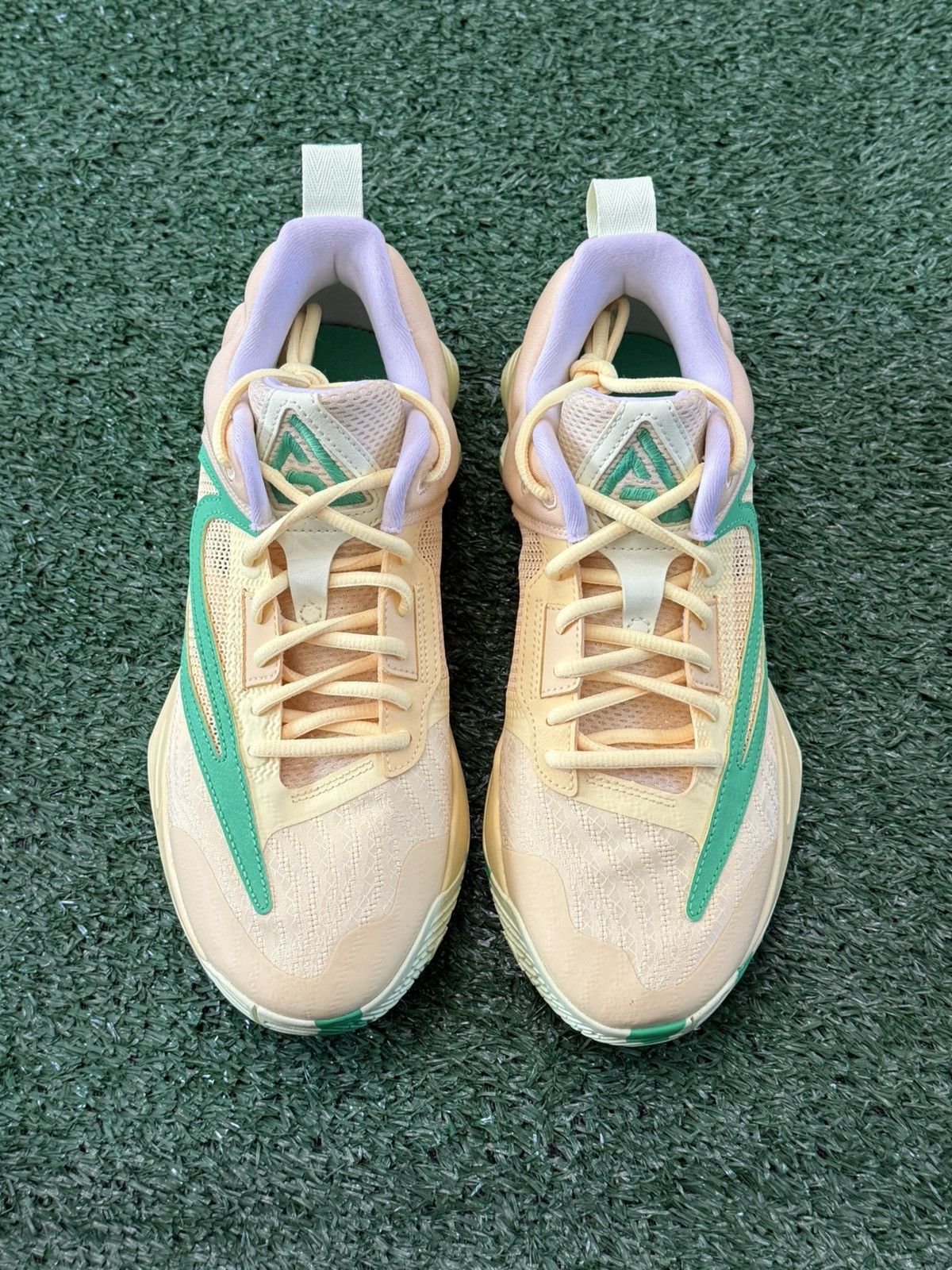 Nike Nike Giannis Immortality 3 Soft Yellow Green – Men’s Size 8 Size US 8 / EU 41 - 2 Thumbnail