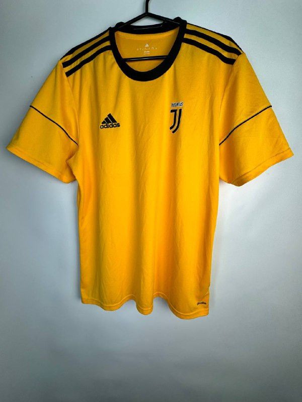 Adidas Sportswear vintage adidas juventus t-shirt Size US XL / EU 56 / 4 - 1 Thumbnail