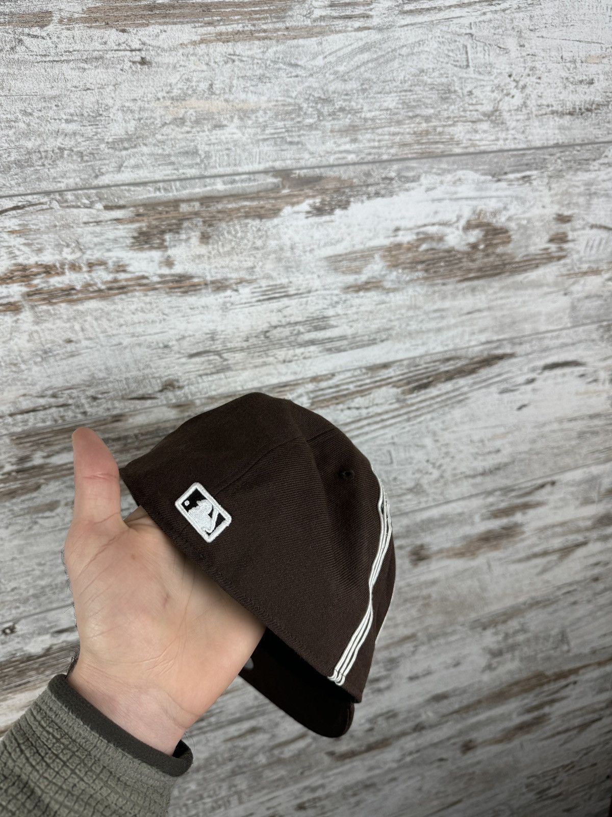New Era × Vintage Mens Vintage New Era cap brown bags snapback streetwear y2k Size ONE SIZE - 4 Thumbnail