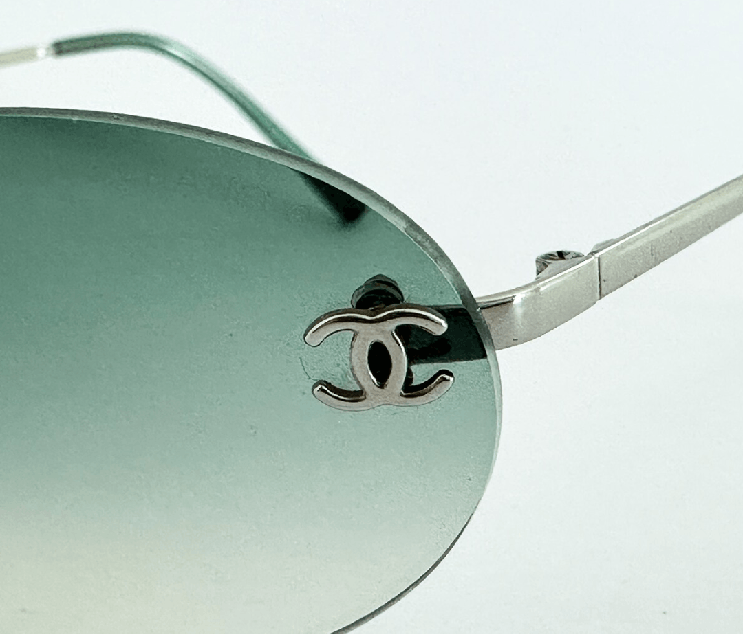 Chanel × Vintage Chanel Sunglasses 4013 Rhinestone Logo Rimless 4017 Vintage Size ONE SIZE - 4 Thumbnail