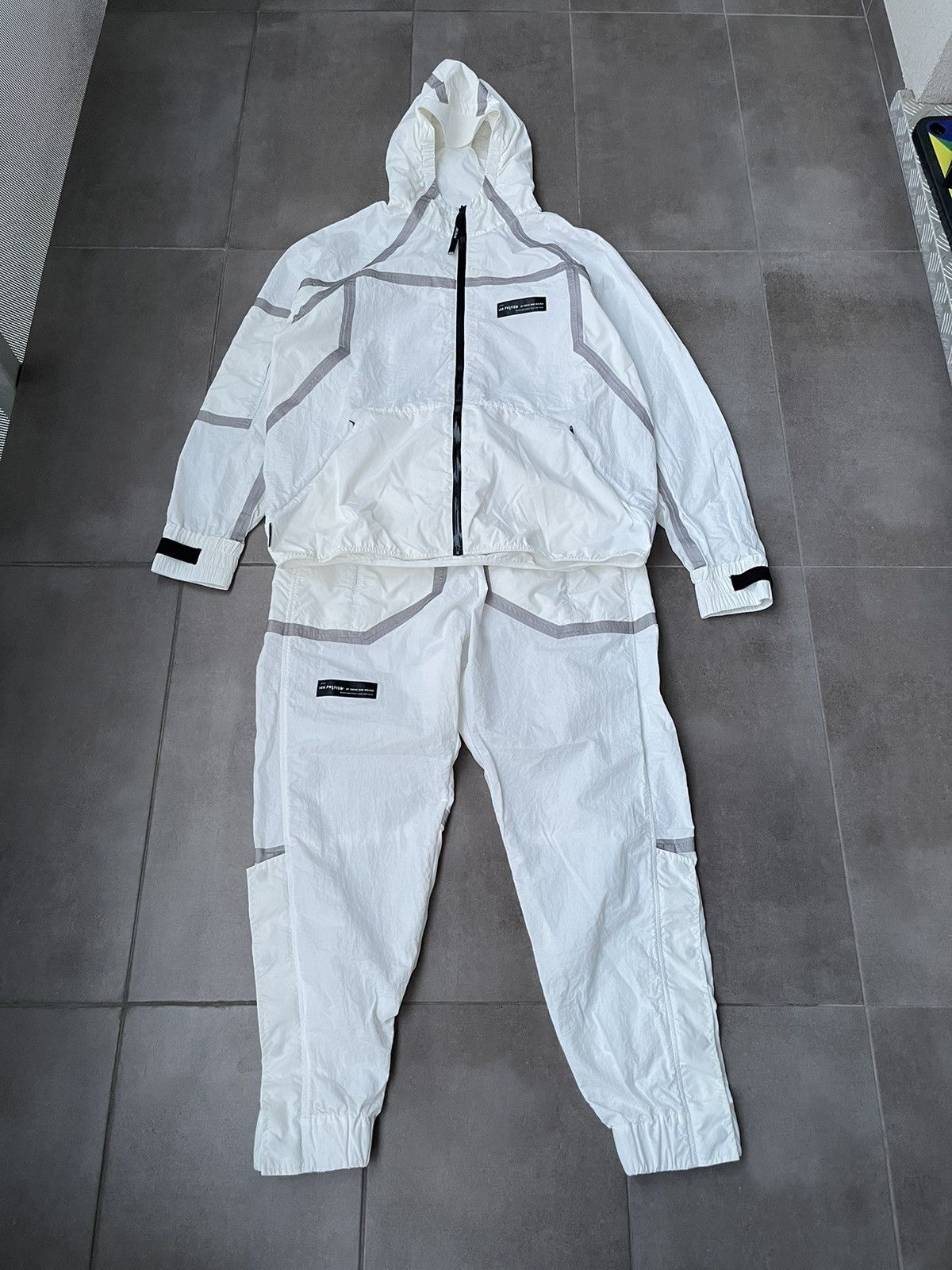 Tobias Birk Nielsen !DS! SS23 Iso Poetism Tobias Birk Nielsen White Nylon Jacket Size US L / EU 52-54 / 3 - 6 Thumbnail