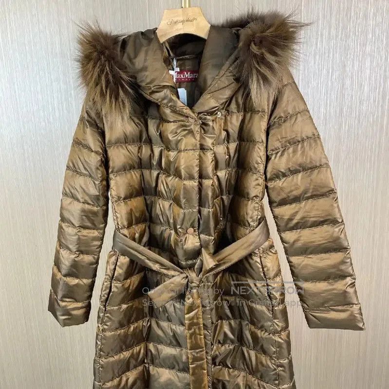 MaxMara Gold Polyester Women's Cotton Puffer Coat .