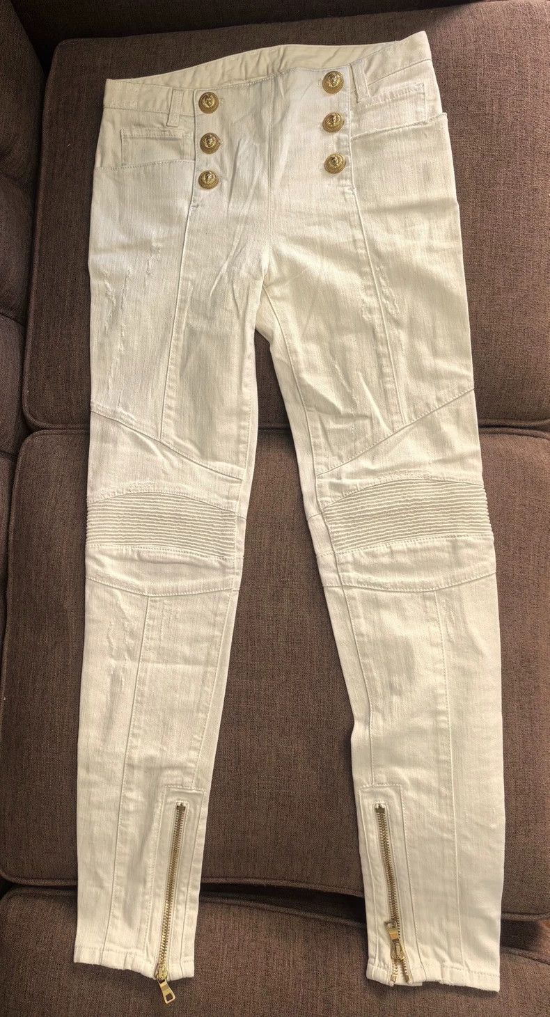 Balmain Classic White Denim Pants with Gold Buttons Size US 28 / EU 44 - 1 Thumbnail