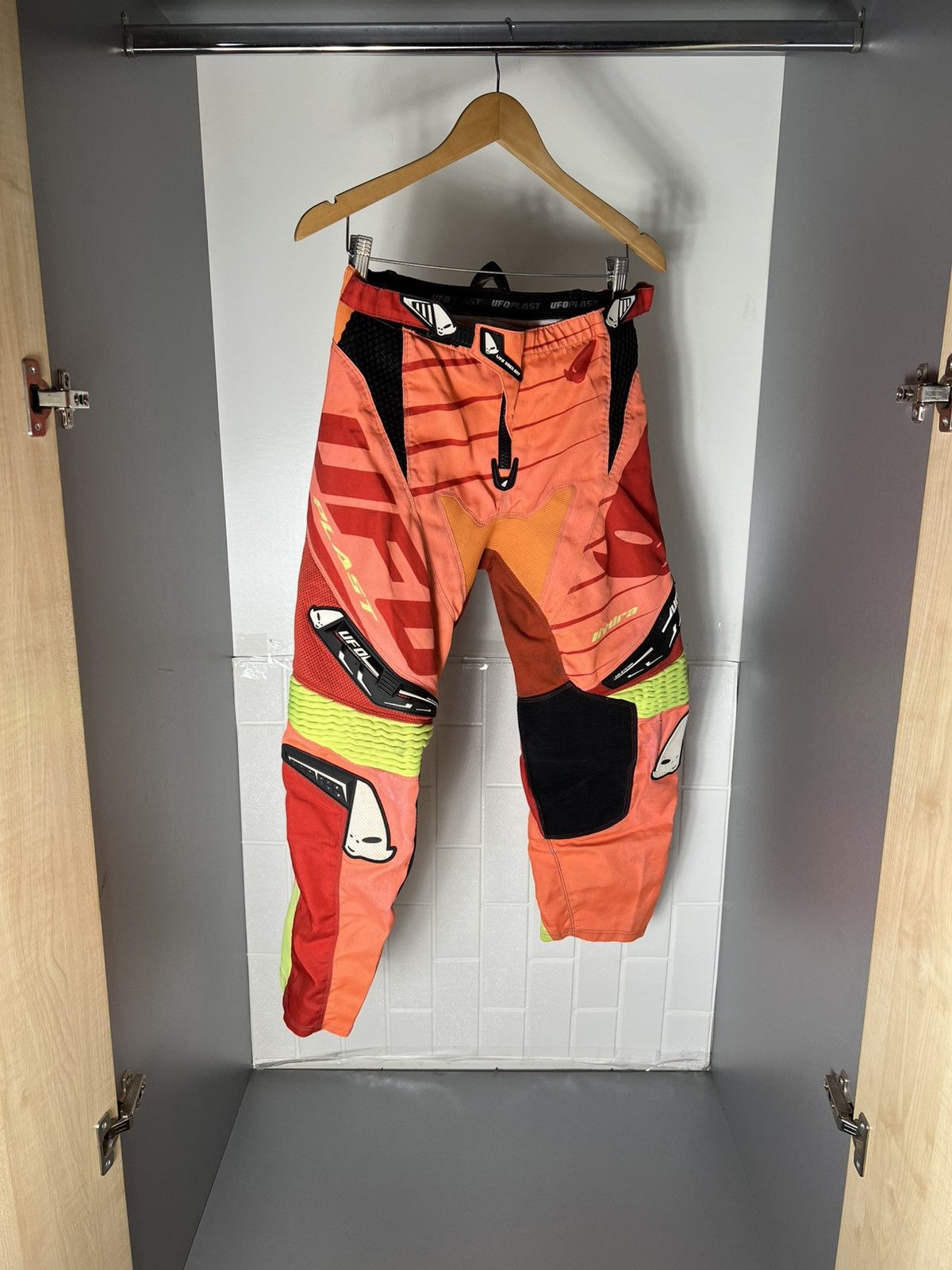 Fox Racing VINTAGE UFO PLAST MOTORCYCLE RACING PANTS BIKE RETRO Y2K 90s Size US 28 / EU 44 - 3 Thumbnail