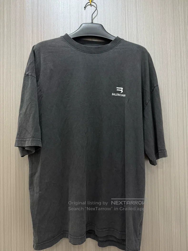 Balenciaga Balenciaga Short Sleeve Size US L / EU 52-54 / 3 - 1 Thumbnail