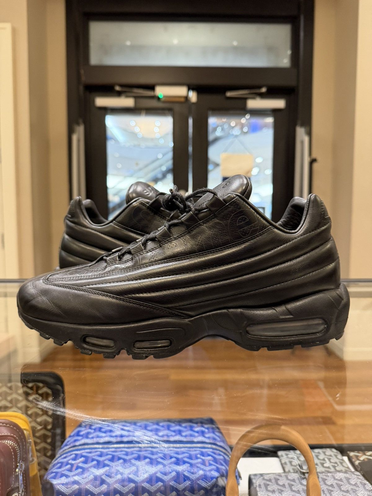 Nike × Supreme Nike Air Max 95 Lux ‘Supreme Triple Black’ Size US 12 / EU 45 - 2 Thumbnail