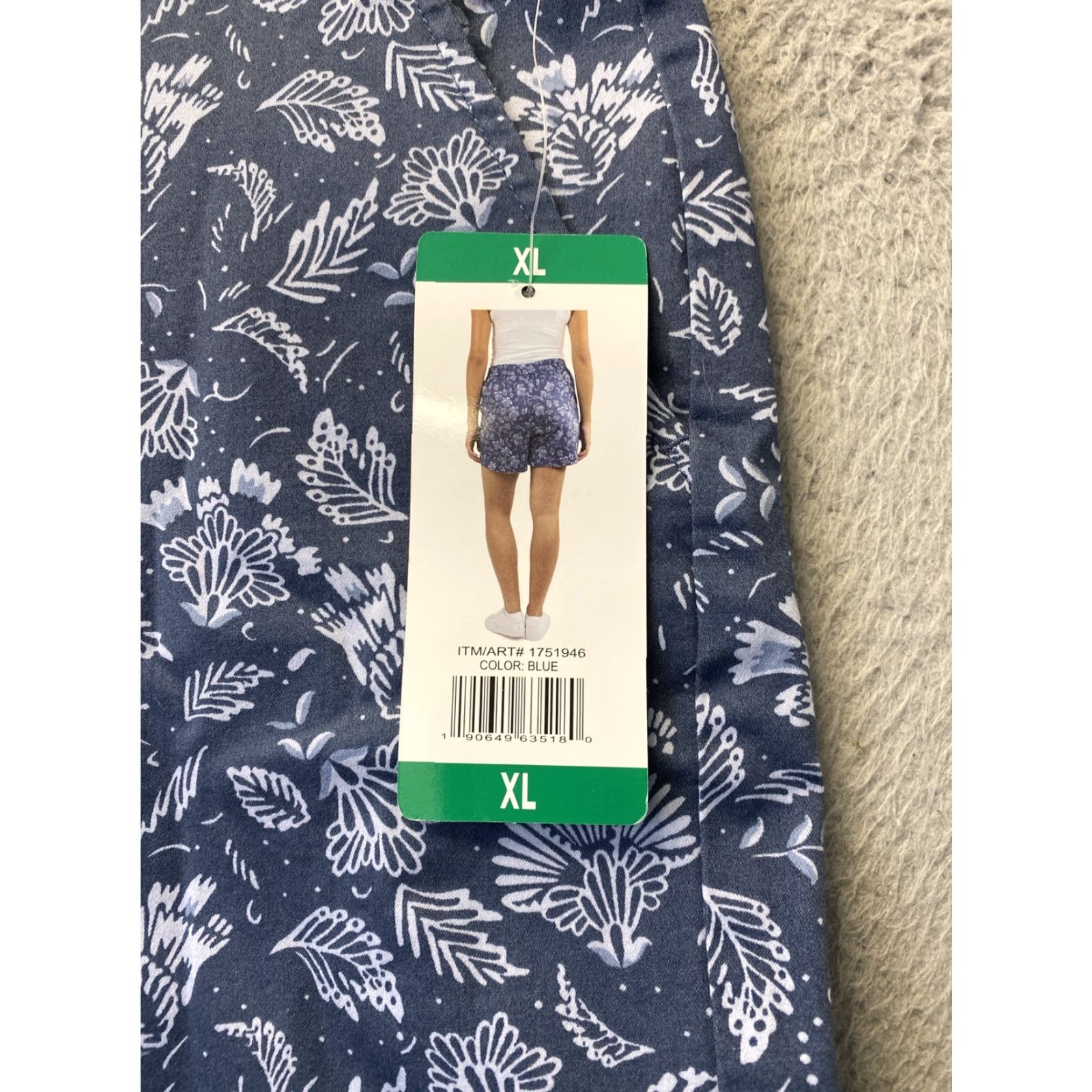 Vintage VINTAGE not applicable here; JACHS Girlfriend Shorts - Women - Short - Adult XL - Blue Floral Stretch Satin Chino - Womens 33-85 Size 40" / US 18 - 3 Thumbnail