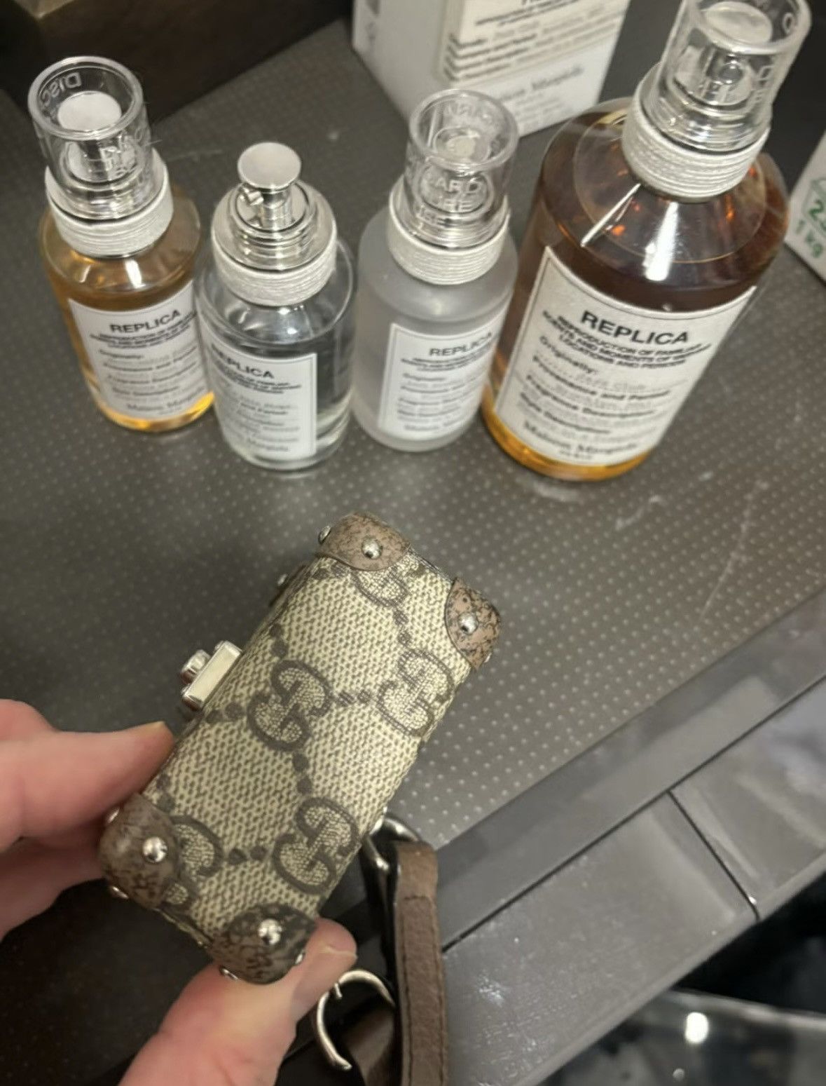 Gucci Gucci monogram AirPod pro case Size ONE SIZE - 4 Thumbnail