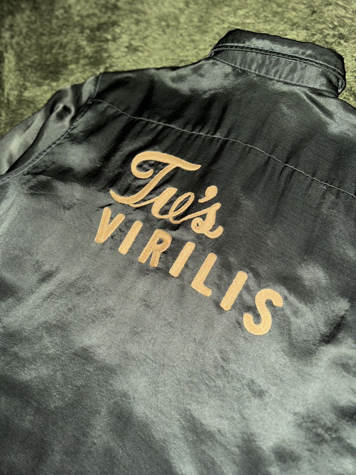 Toga [50] TOGA VIRILIS Embroidered Satin Western Shirt – Green Size US XL / EU 56 / 4 - 2 Thumbnail
