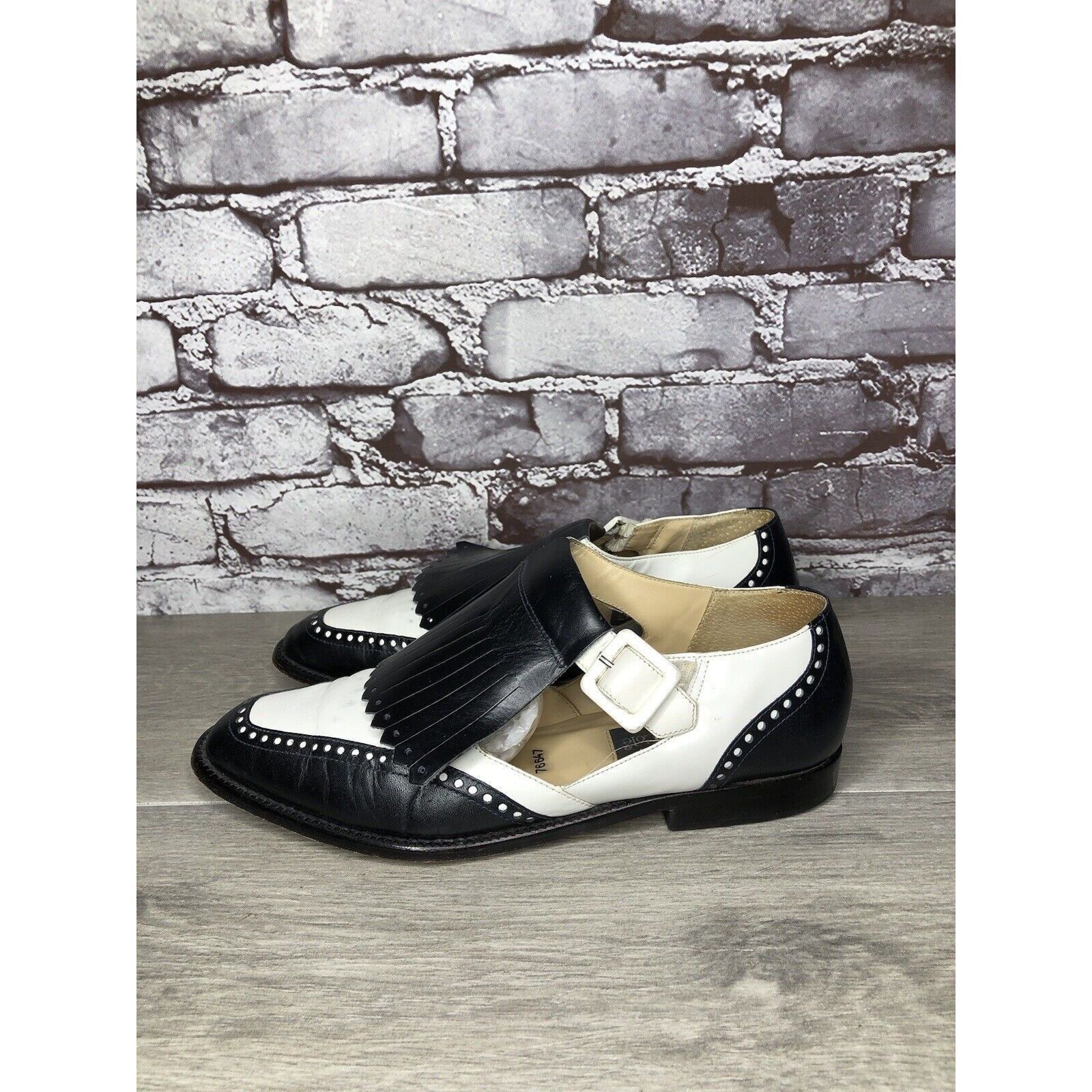 Kenneth Cole Kenneth Cole New York Black White Leather Kiltie Flats Shoes Size US 9 / IT 39 - 6 Thumbnail