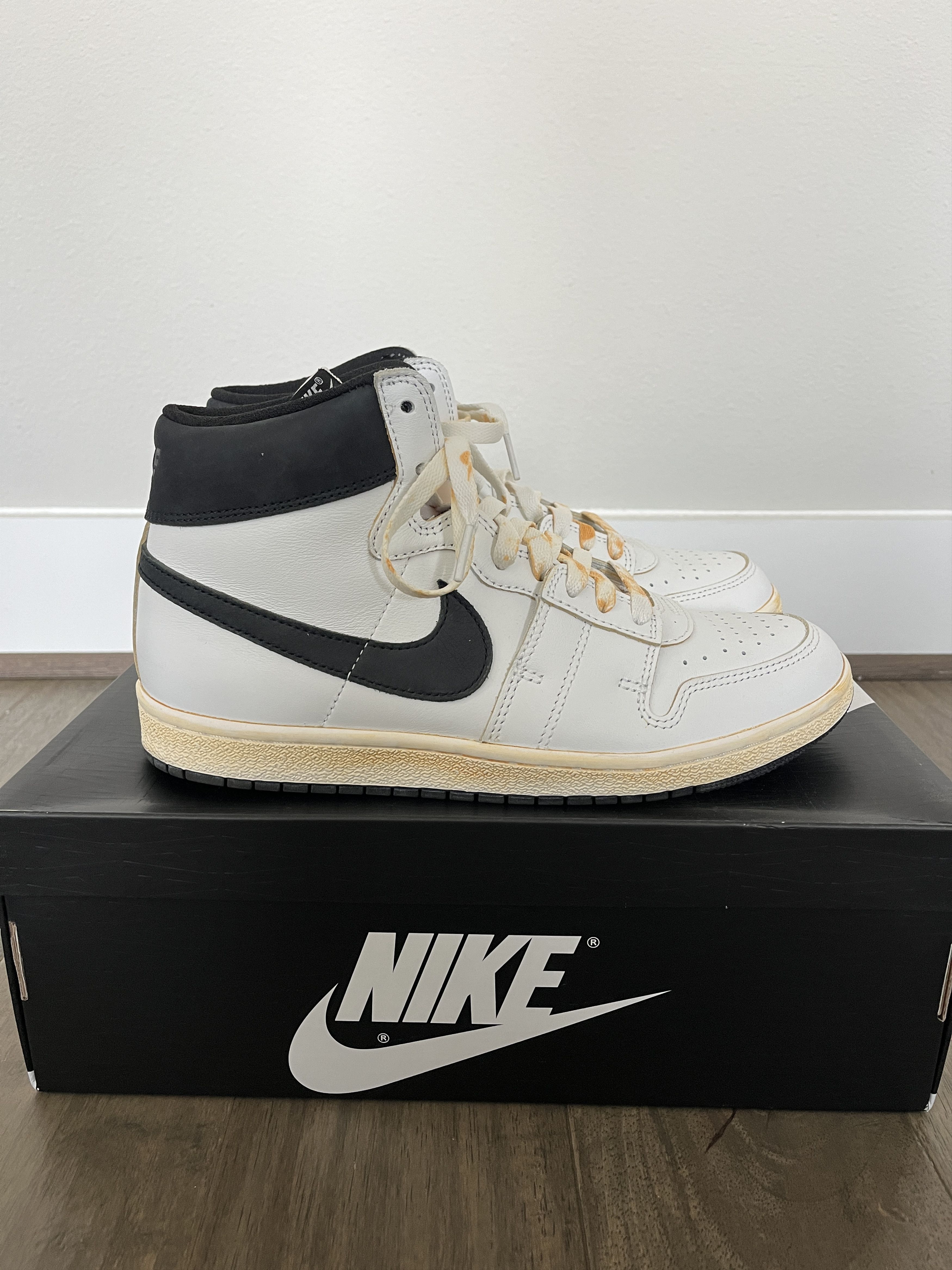 image of A Ma Manire X Jordan 1 Airship Pe Size 9 Black Shoes, Men's