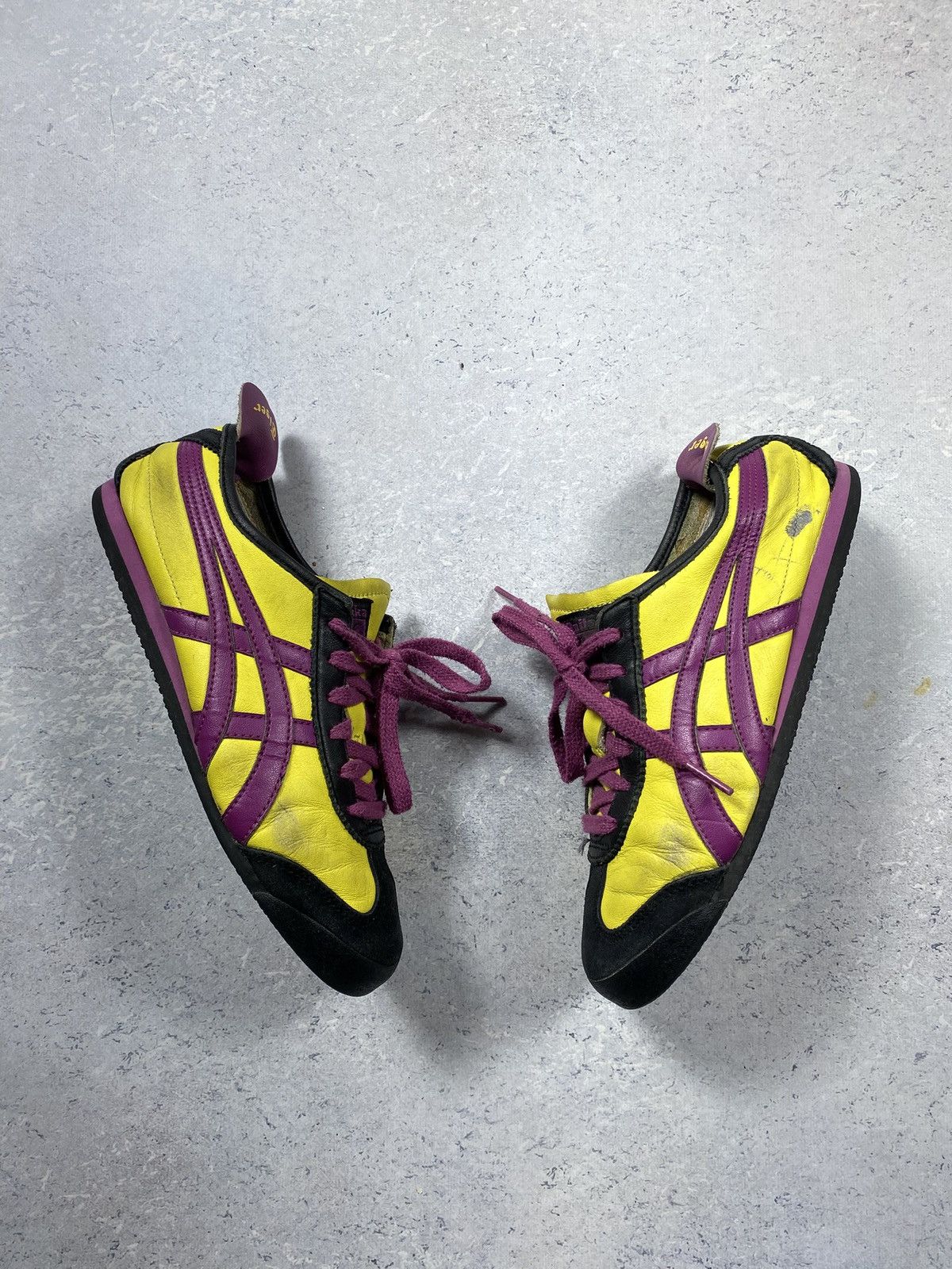 Asics Vintage Asics Onitsuka Yellow Leather Shoes Size US6 Size US 6 / EU 39 - 2 Thumbnail
