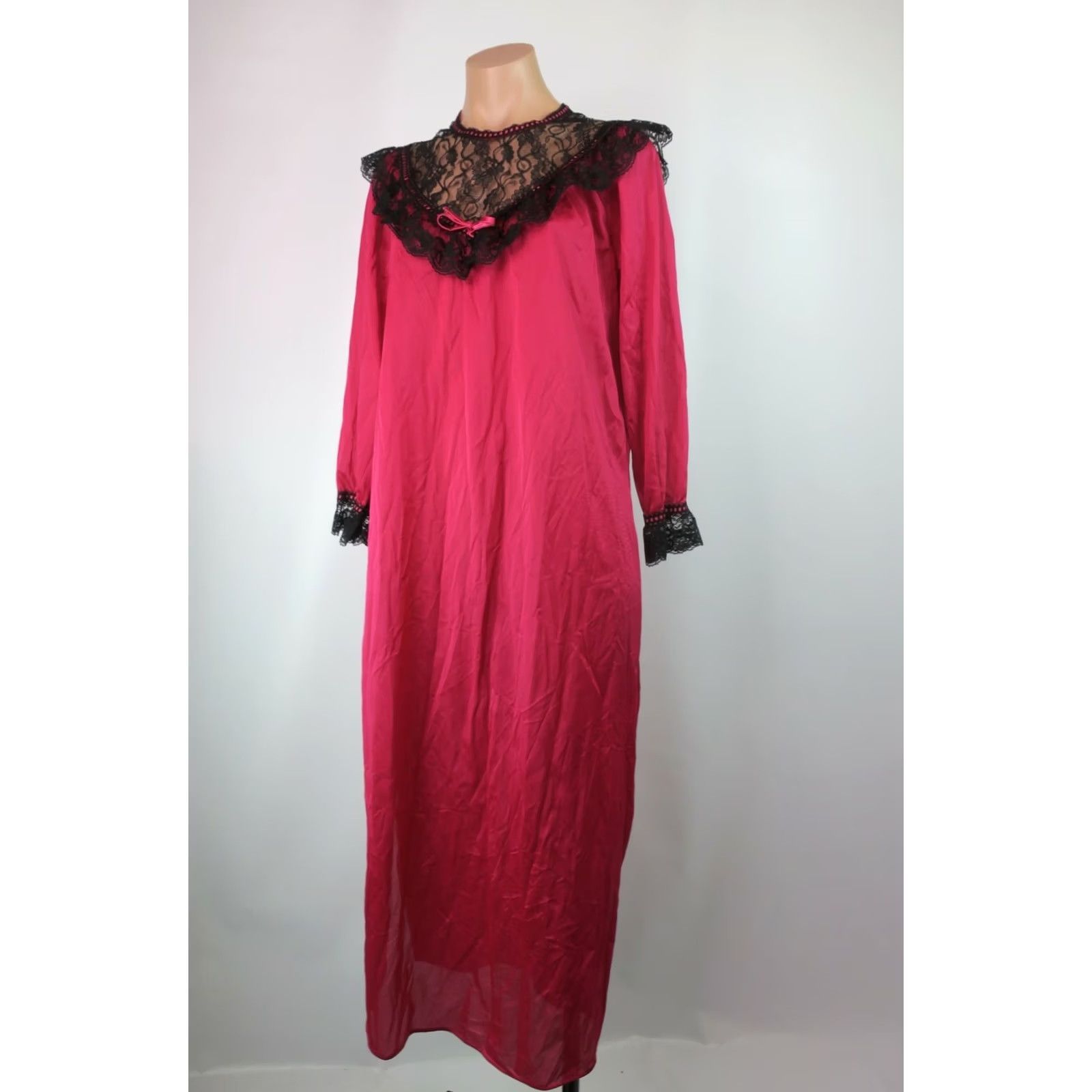 Vintage VINTAGE Jill Andrea of New York NIGHTGOWN Pink NYLON Lace Yolk 80s Size S Womens Size ONE SIZE - 7 Thumbnail
