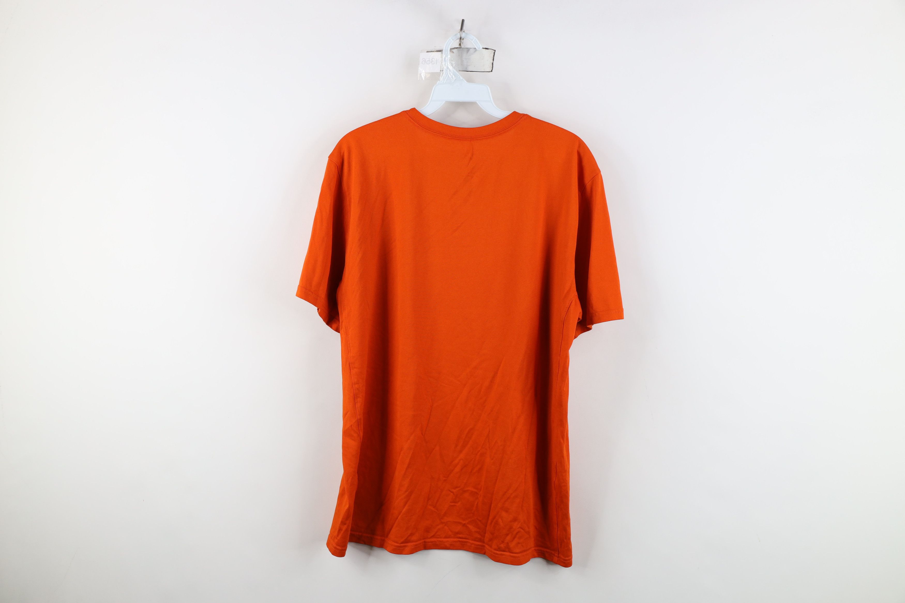 Nike Nike Issued Bowling Green State University Football T-Shirt Size US L / EU 52-54 / 3 - 14 Thumbnail