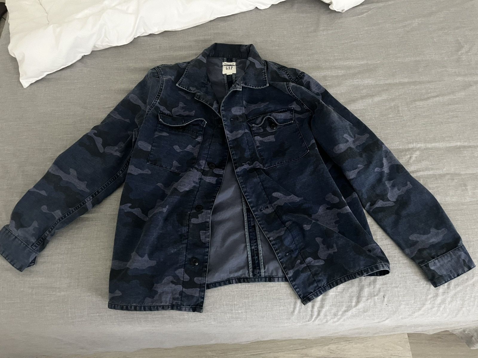 Gap Gap Navy Camo Shirt Jacket Size US S / EU 44-46 / 1 - 1 Thumbnail