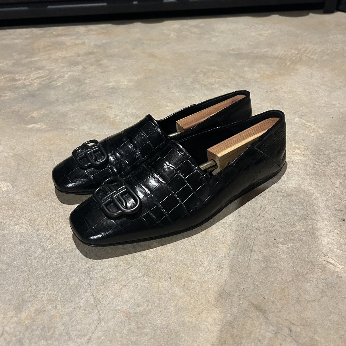 Balenciaga × Designer Balenciaga Cosy Flat Croc Embossed Leather Loafers US 9 Size US 9 / EU 42 - 2 Thumbnail