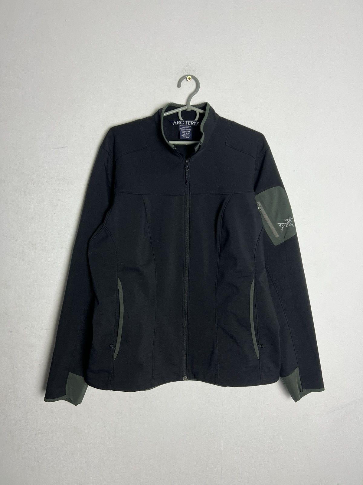 Arc'teryx Vintage Arcteryx Soft-Shell Jacket Size US M / EU 48-50 / 2 - 1 Thumbnail