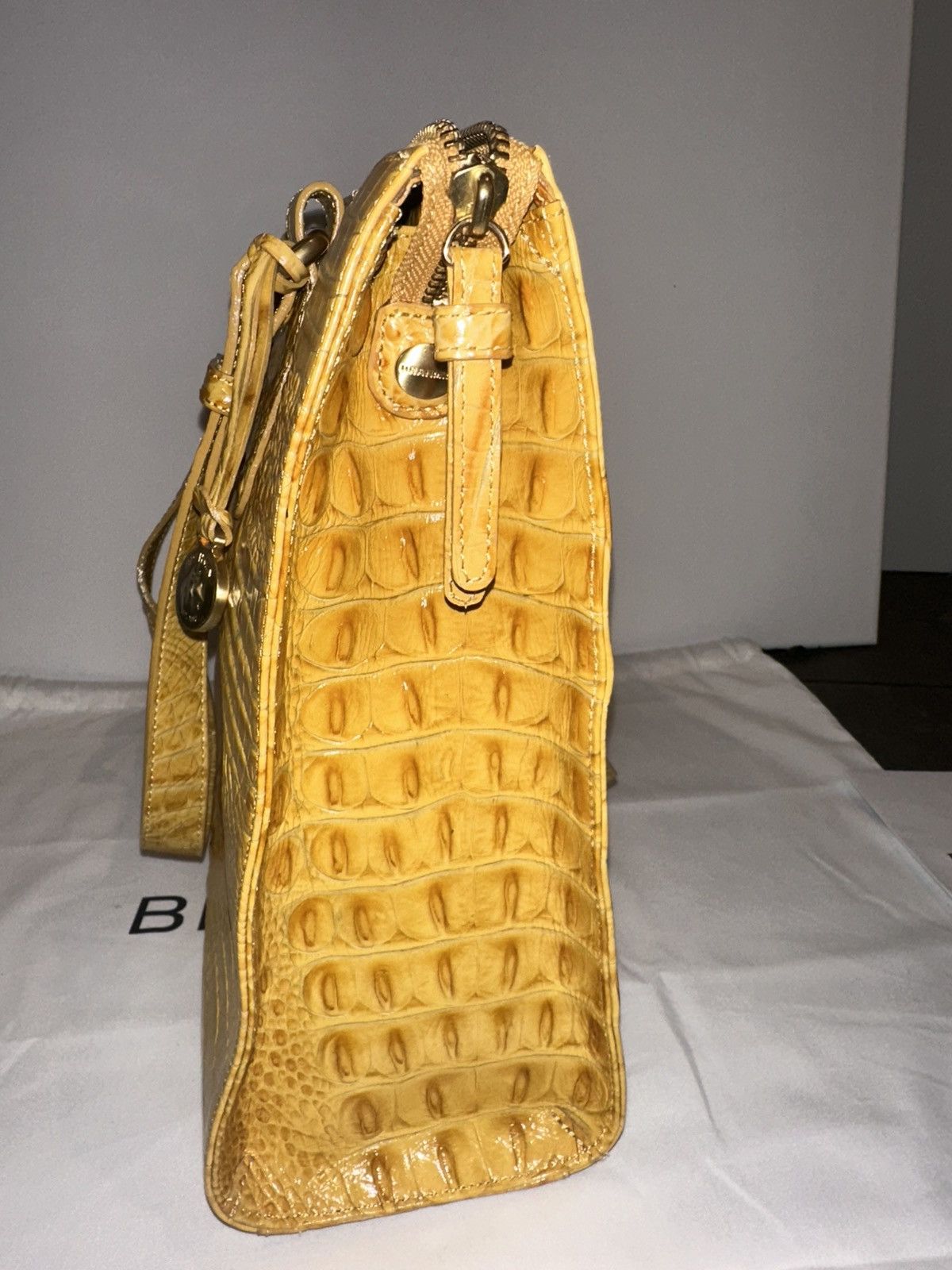 BRAHMIN Brahmin Anywhere Tote – Mustard Leather Tote NWT $325 MSRP Size ONE SIZE - 3 Thumbnail