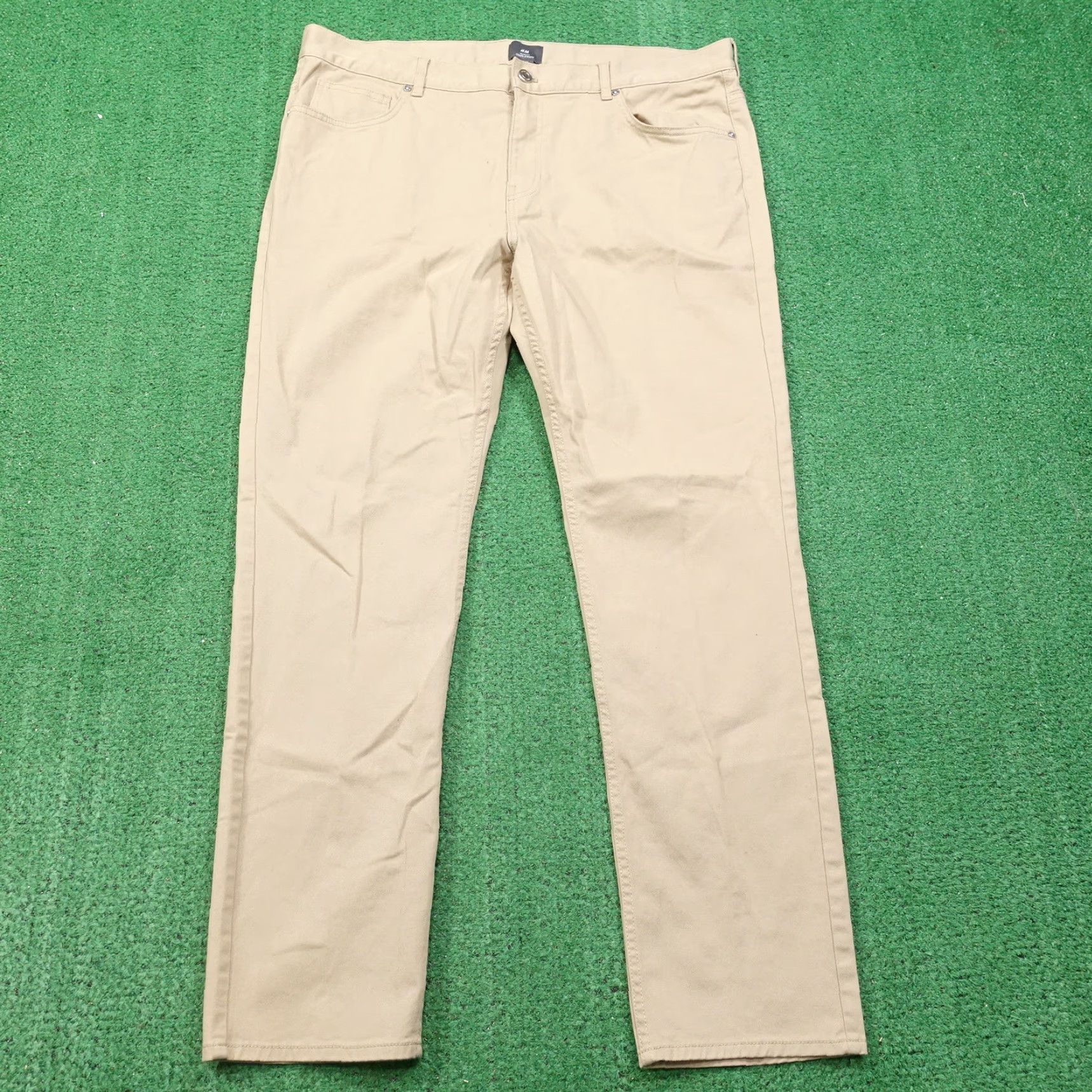 H&M Vintage H&M Men's Slim Fit Beige Khaki Cotton Chino Pants Size 38 Casual Block Pattern Size US 38 / EU 54 - 2 Thumbnail