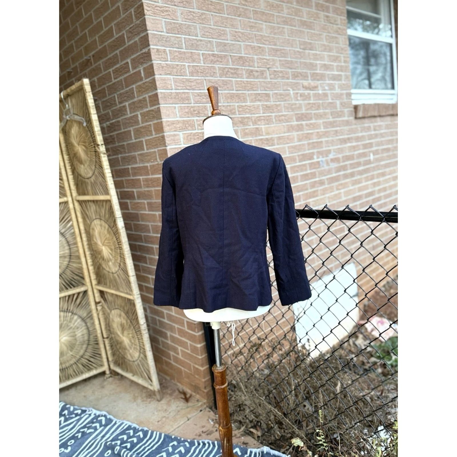 Talbots Talbots Hand-Beaded Jacket Navy White 3/4 Sleeve Petite 16 Beaded Business Casual Womens Jacket Size XXL / US 16-18 / IT 52-54 - 5 Thumbnail