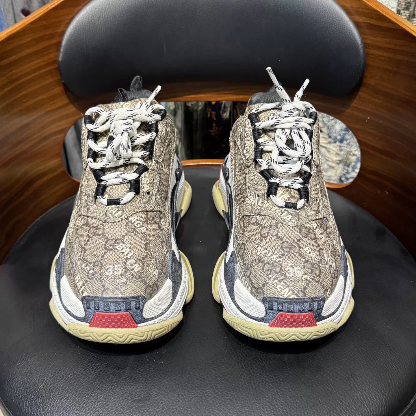 Balenciaga Balenciaga x Gucci Triple S Brown 35 Worn 2x Allover Size US 4.5 / IT 34.5 - 3 Thumbnail