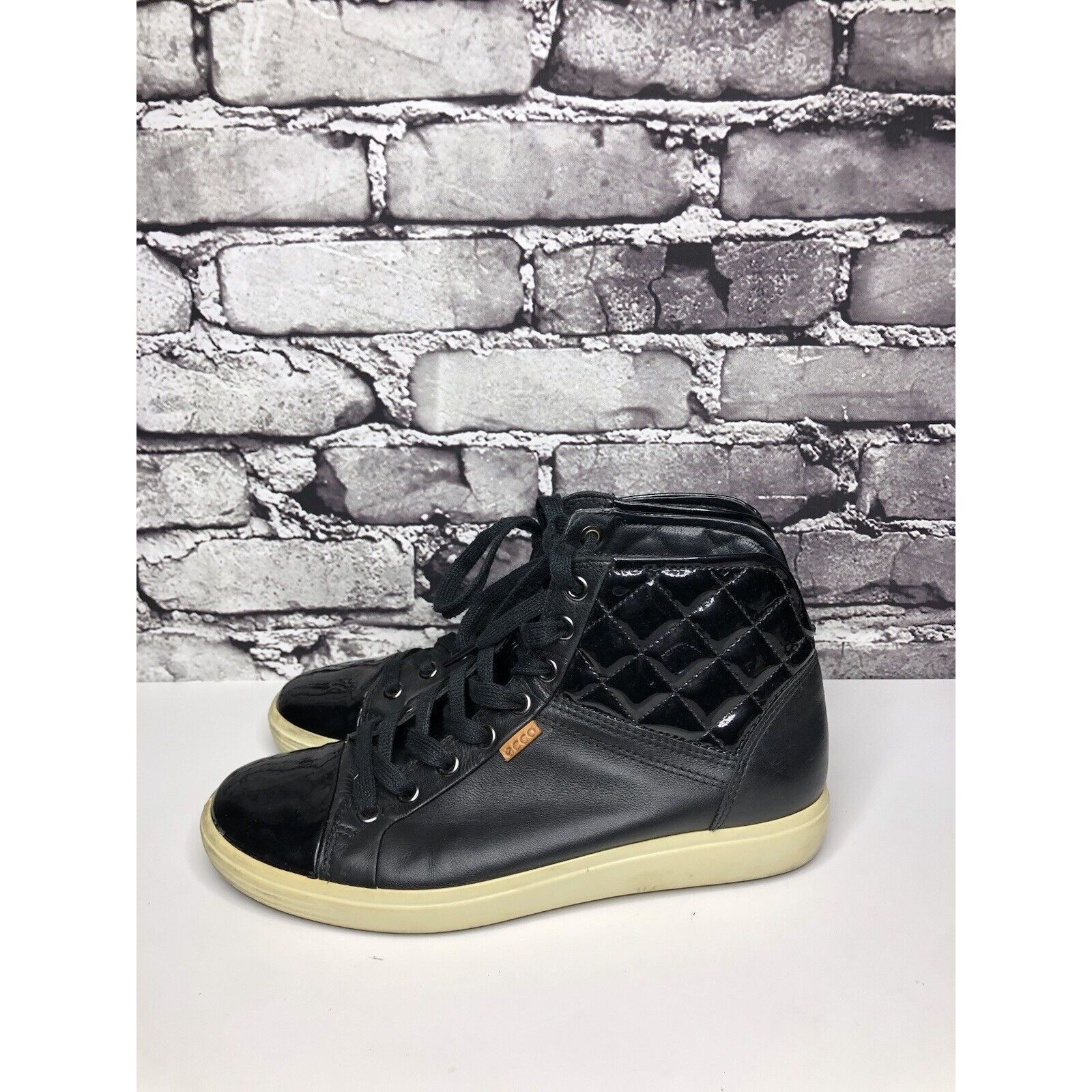 Ecco ECCO Soft 7 Black Leather Quilted Comfort Casual Sneakers Sh Size US 7.5 / IT 37.5 - 15 Thumbnail