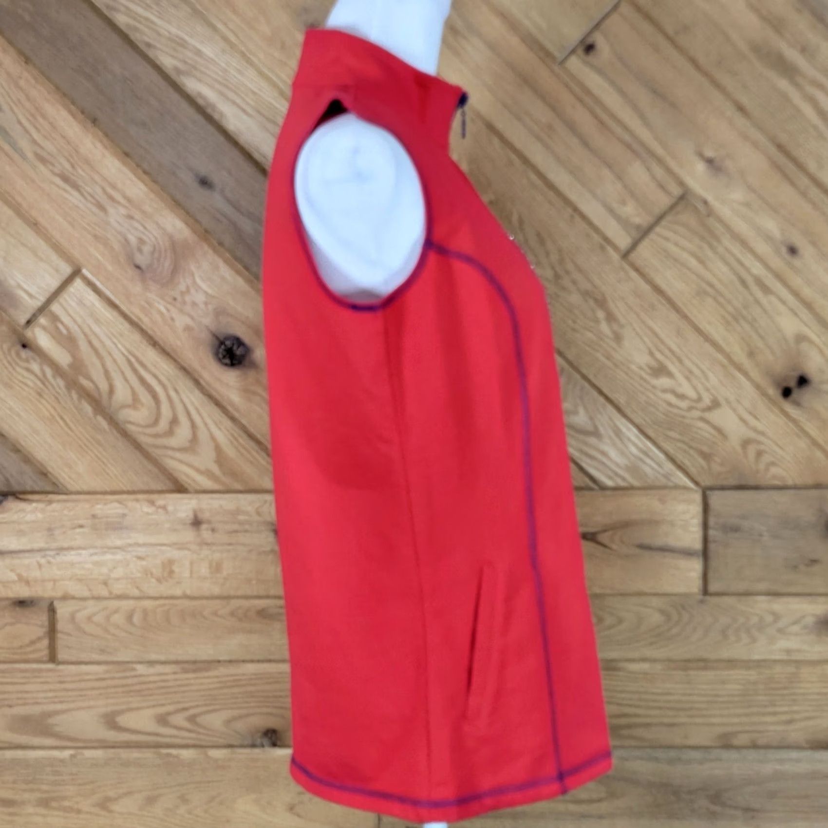 Quacker Factory Quacker Factory Vest Womens Size XS Red Full Zip Rhinestone Embellished Top Size XS / US 0-2 / IT 36-38 - 3 Thumbnail