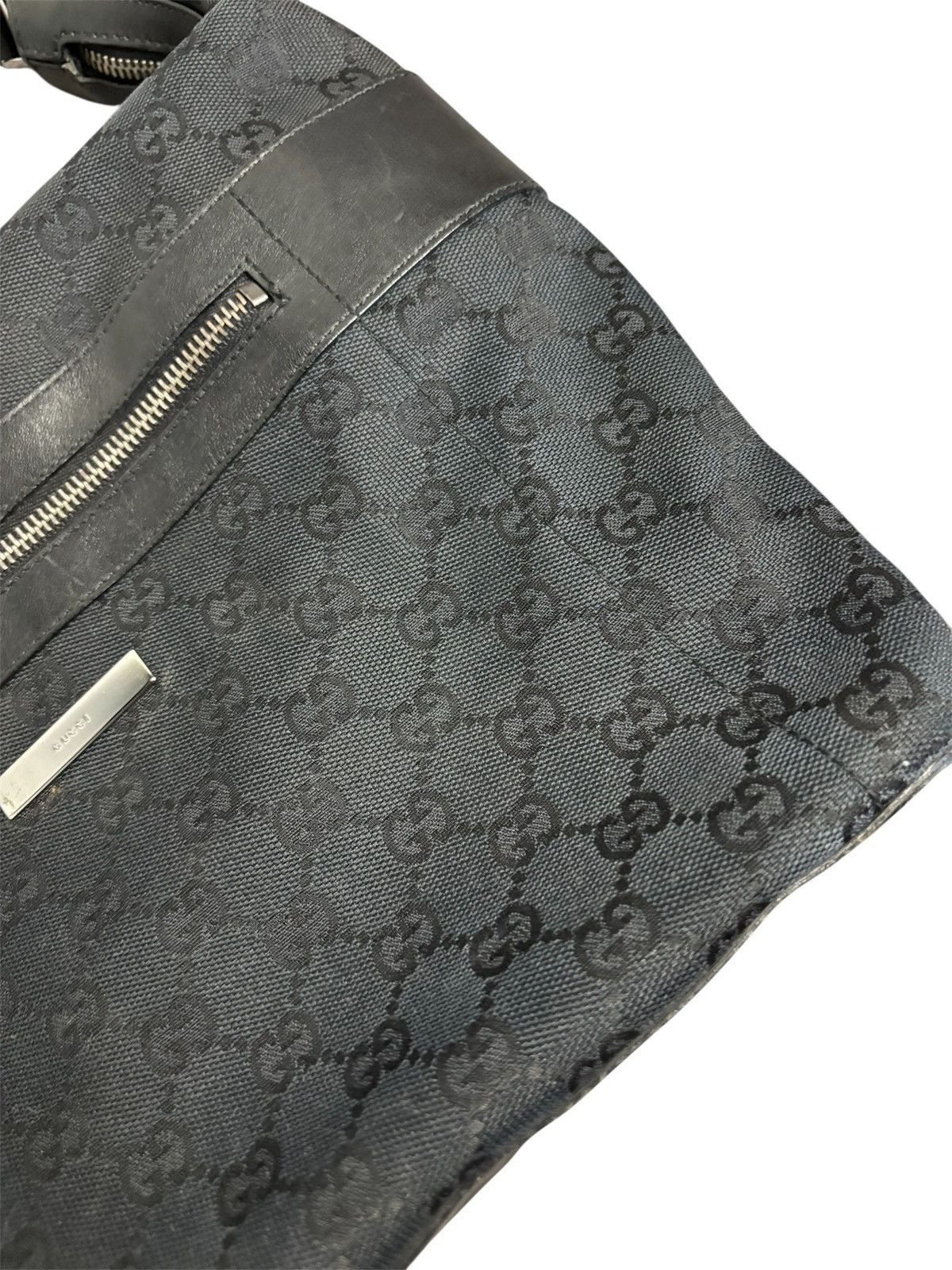 Gucci Gucci Vintage GG Canvas Small Black Shoulder Bag Luxury Size ONE SIZE - 4 Thumbnail