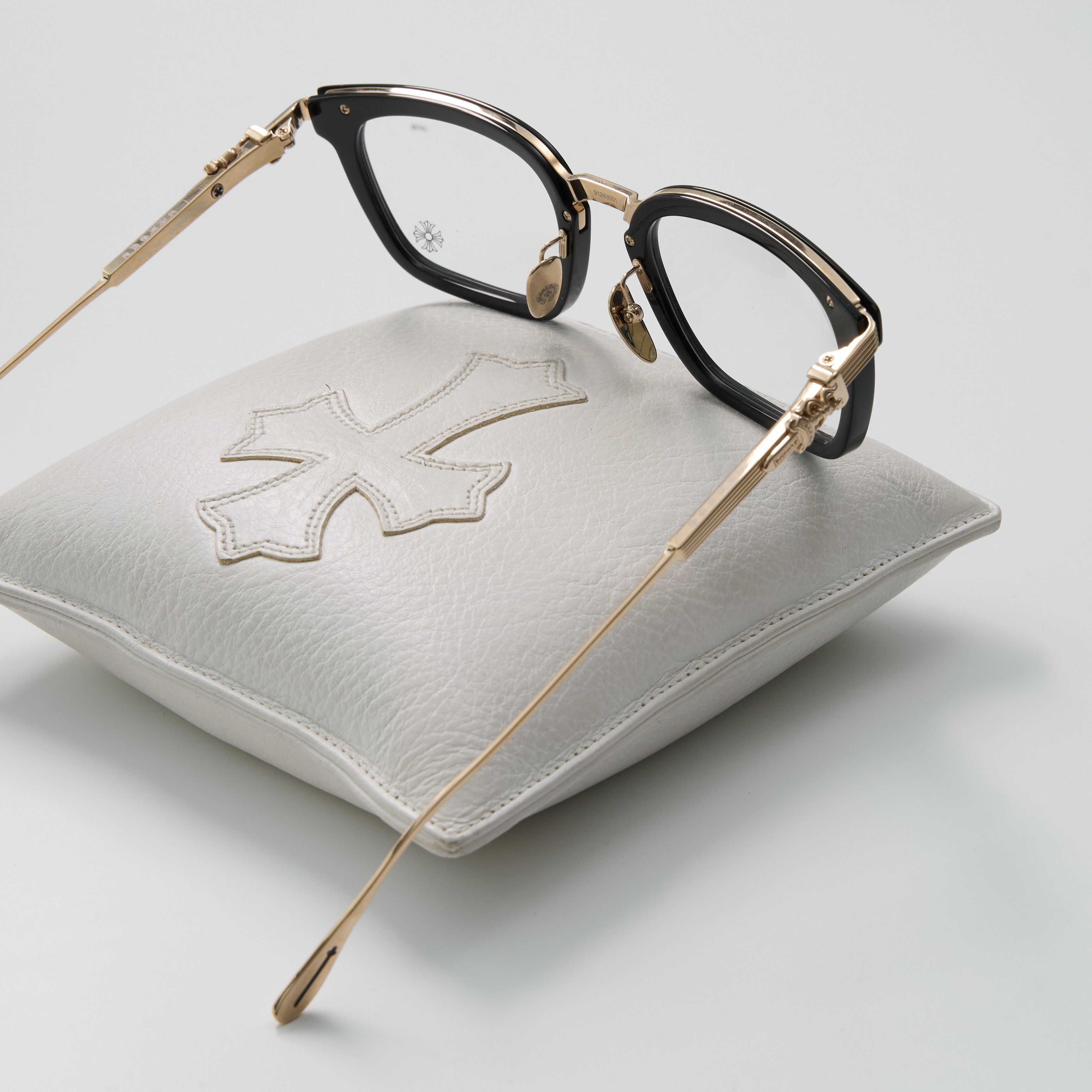 Chrome Hearts CHROME HEARTS OVERPOKED BLACK-PLASTIC/ GOLD PLATED GLASSES Size ONE SIZE - 6 Thumbnail