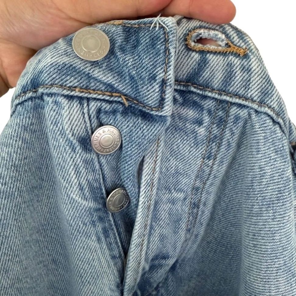 H&M H&M Light Wash High Rise 100% Cotton Straight Denim Jeans Inseam 32" Size 12 Womens Size 24" / US 00 / IT 34 - 5 Thumbnail