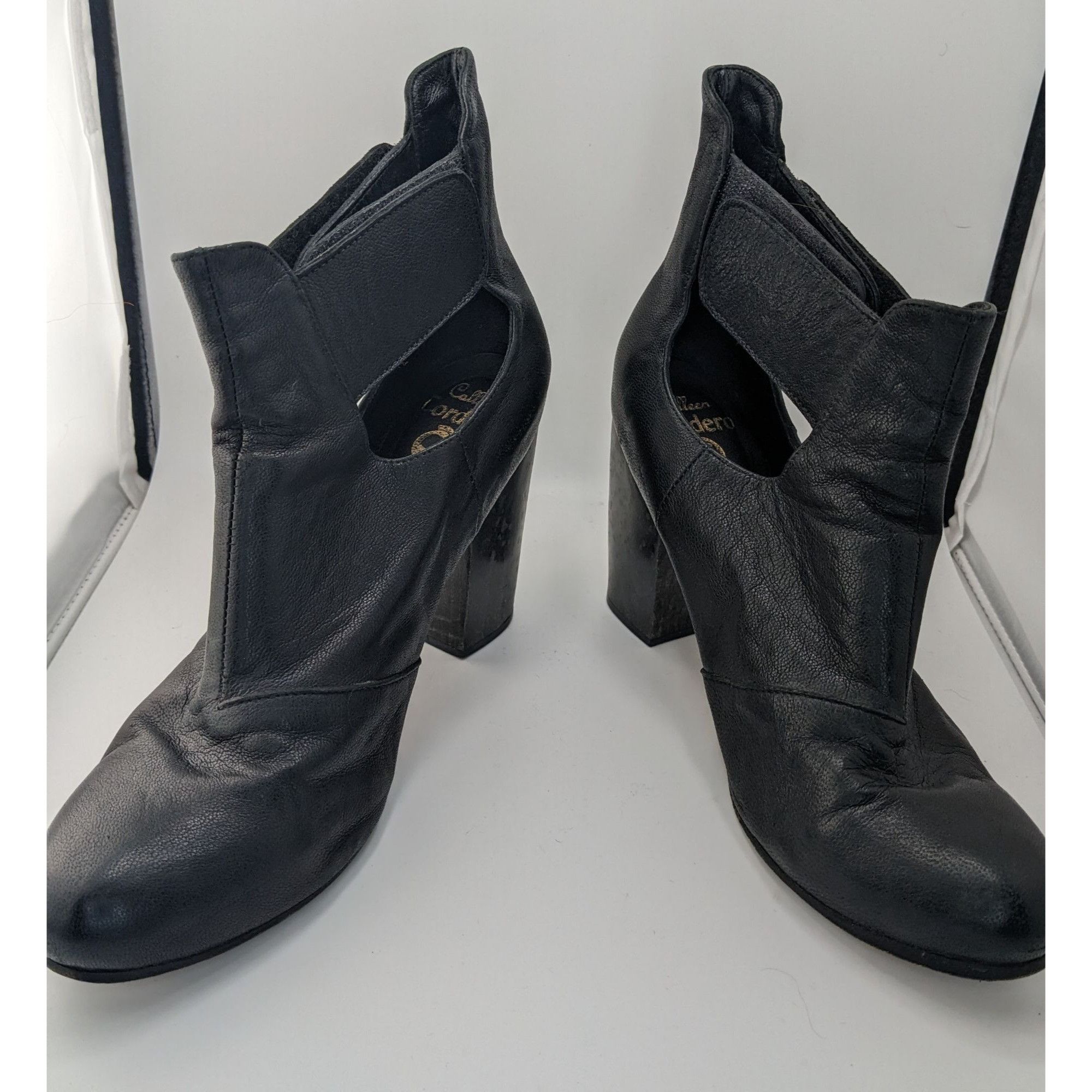 Other Vintage Calleen Cordero Black Cutout Leather Heeled Booties Size US 9 / IT 39 - 3 Thumbnail