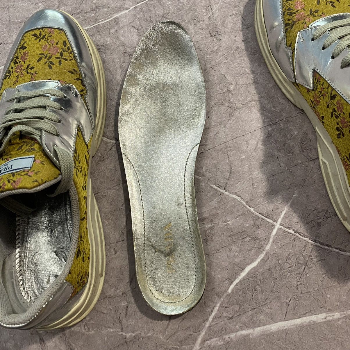 Prada RARE ! PRADA SHOES FLOWERS Size US 10 / IT 40 - 15 Thumbnail