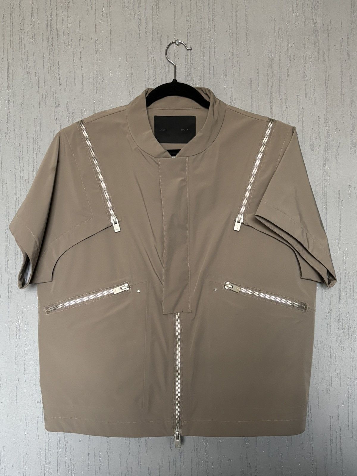 Heliot Emil Stunning Heliot Emil top Size US M / EU 48-50 / 2 - 1 Thumbnail