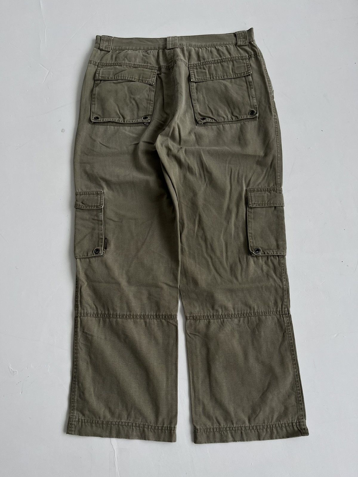 20471120 Vintage Japanese wide cargo cropped pants trousers Y2K Size US 32 / EU 48 - 2 Thumbnail