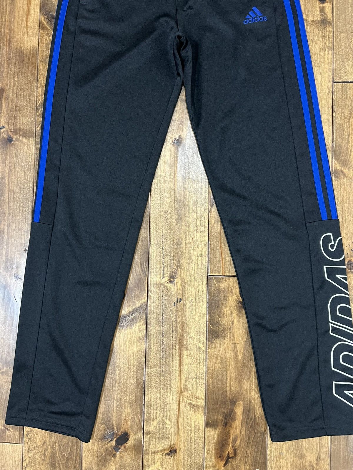 Adidas Vintage Adidas Sweatpants Big Letter Font Size US 32 / EU 48 - 6 Thumbnail