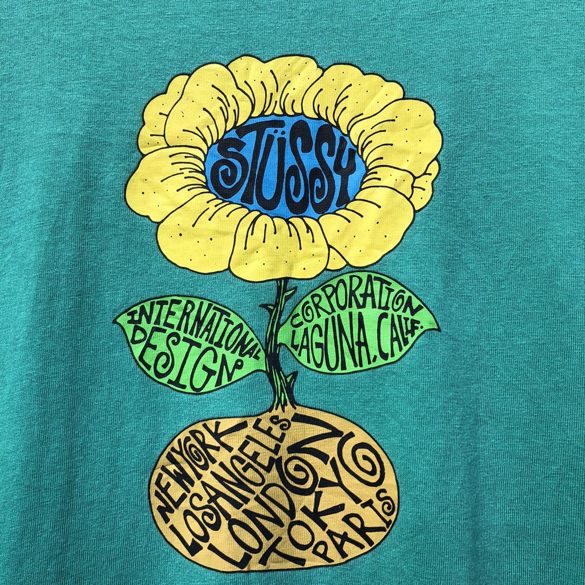 Stussy Vintage STUSSY Australia International Design Tshirt Size US M / EU 48-50 / 2 - 4 Thumbnail