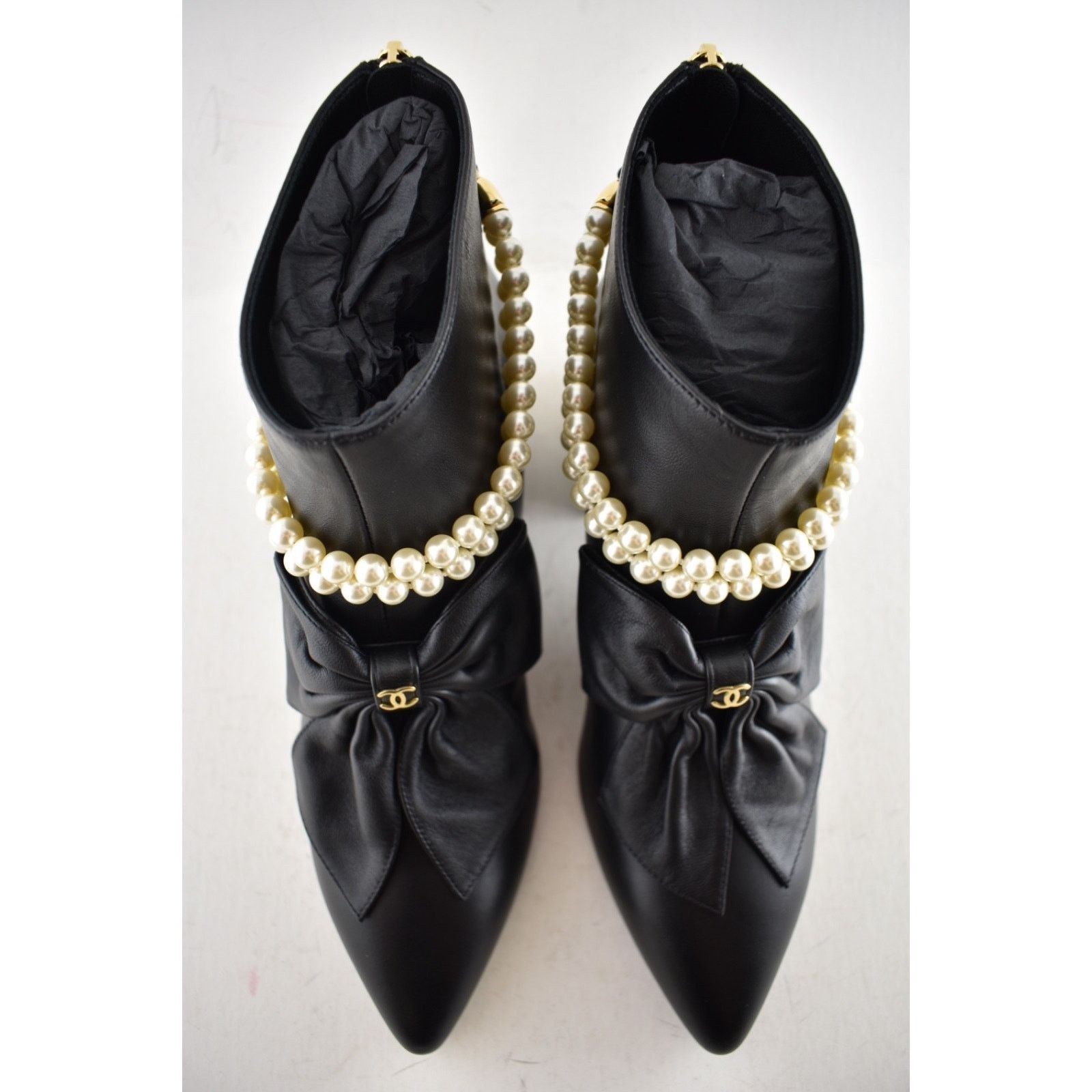 Chanel Chanel Black Lambskin Pearl CC Bow Ankle Boots 38 Size US 7 / IT 37 - 15 Thumbnail