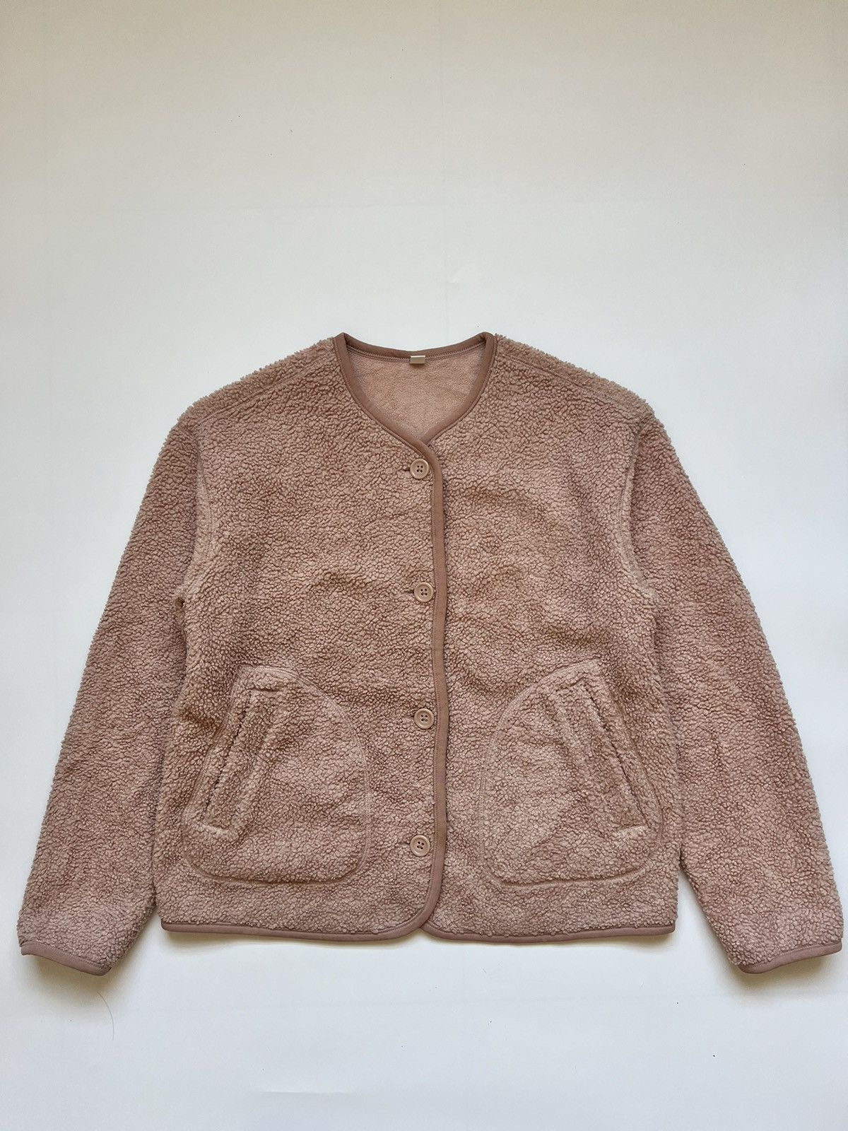 Uniqlo Uniqlo Cropped Cardigan Fleece Sherpa Size L / US 10 / IT 46 - 1 Thumbnail