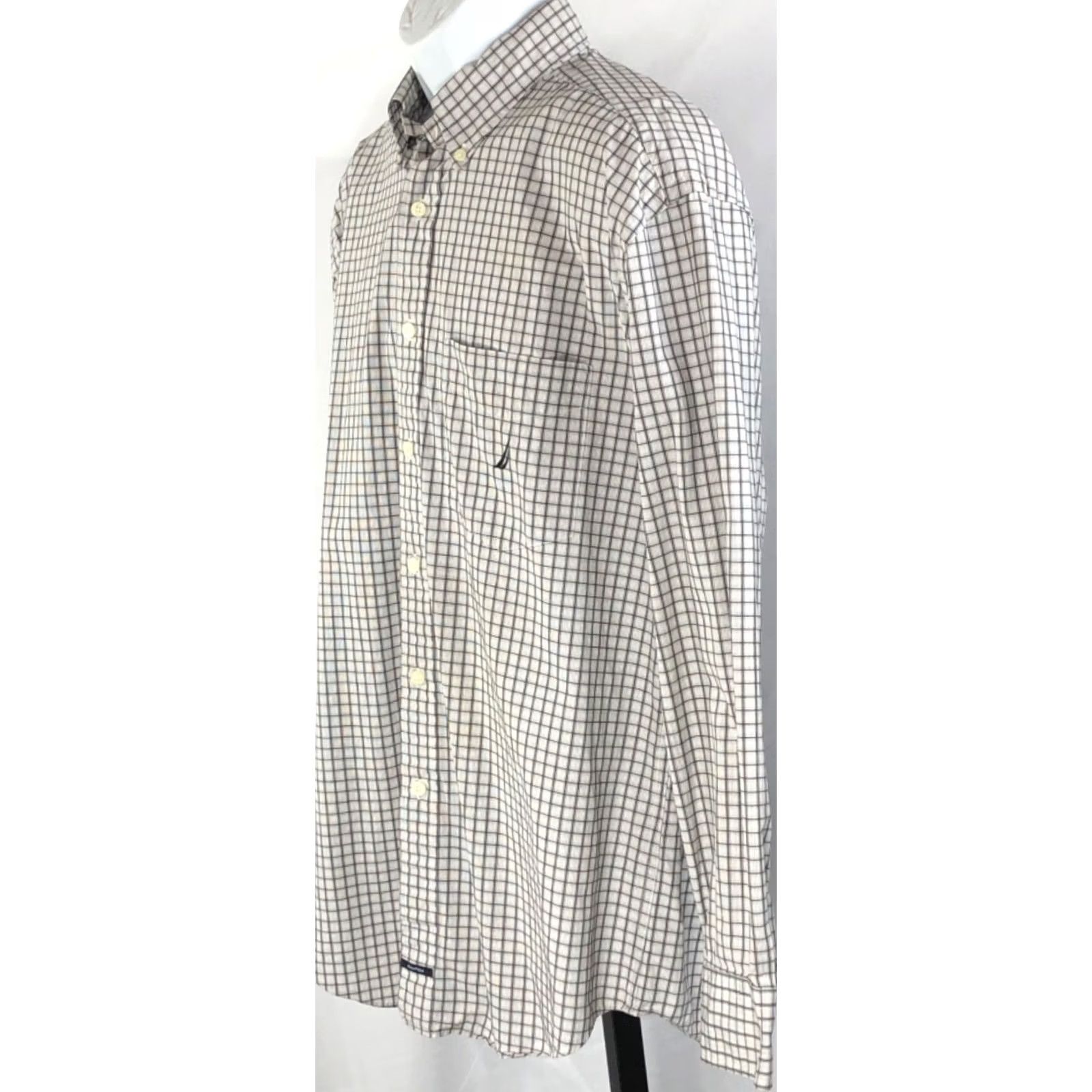 Nautica Nautica Shirt Mens L Gray button Plaid Check Lon Sleeve career Preppy Academia Size US L / EU 52-54 / 3 - 2 Thumbnail