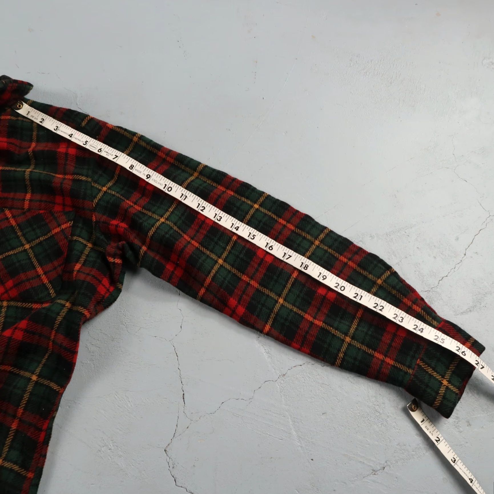 Vintage VINTAGE 60s Wool Button-Up Shirt Men Regular M Red Plaid Flannel Winter Rockabilly Size US M / EU 48-50 / 2 - 6 Thumbnail